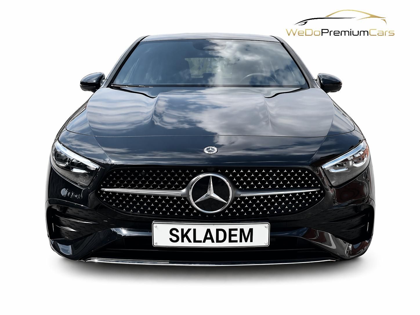 Mercedes-Benz Třídy A, 200d AMG Line - fotka 4