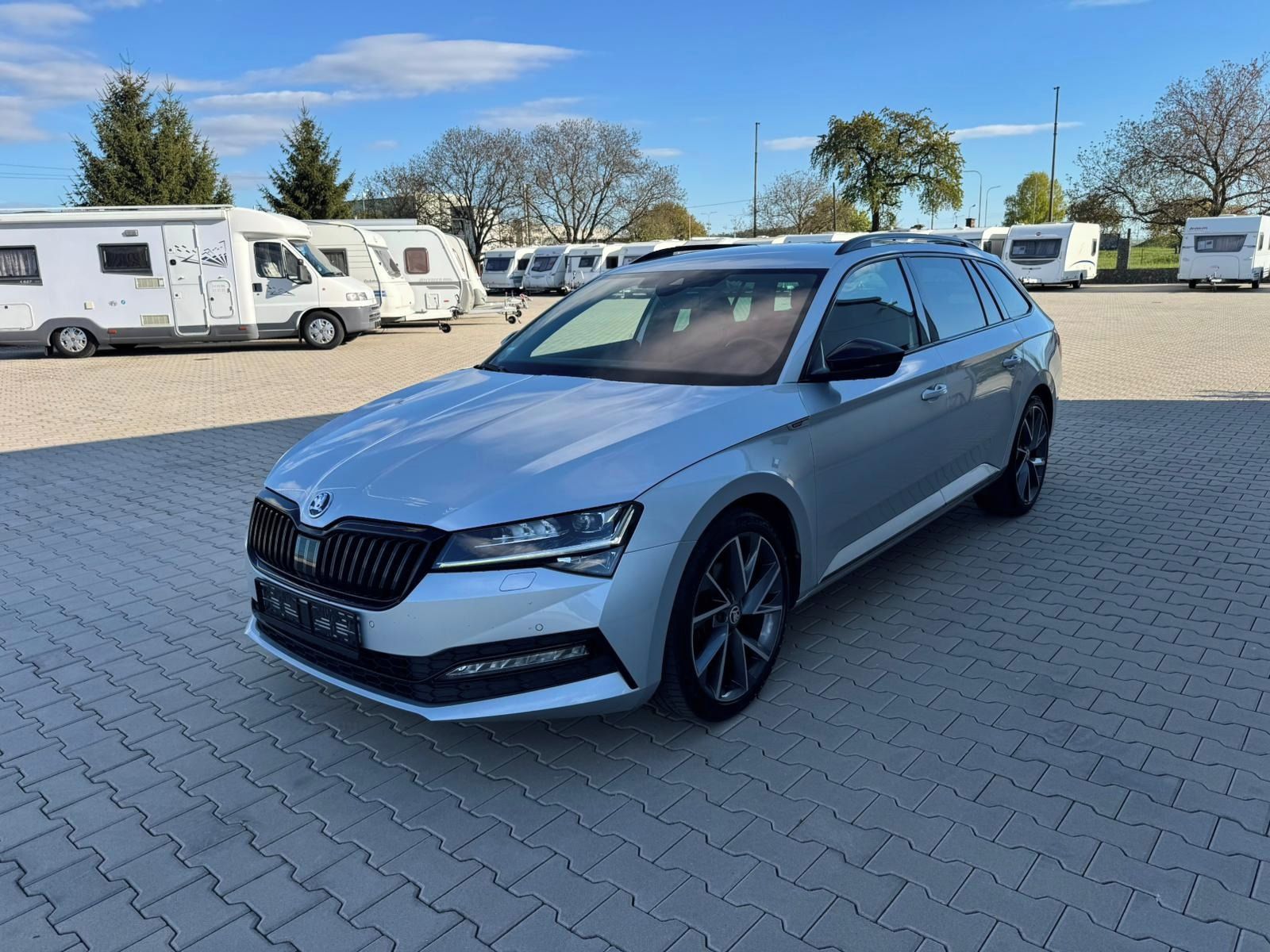 Škoda Superb, sportline, 4x4, tažné, dsg - fotka 4
