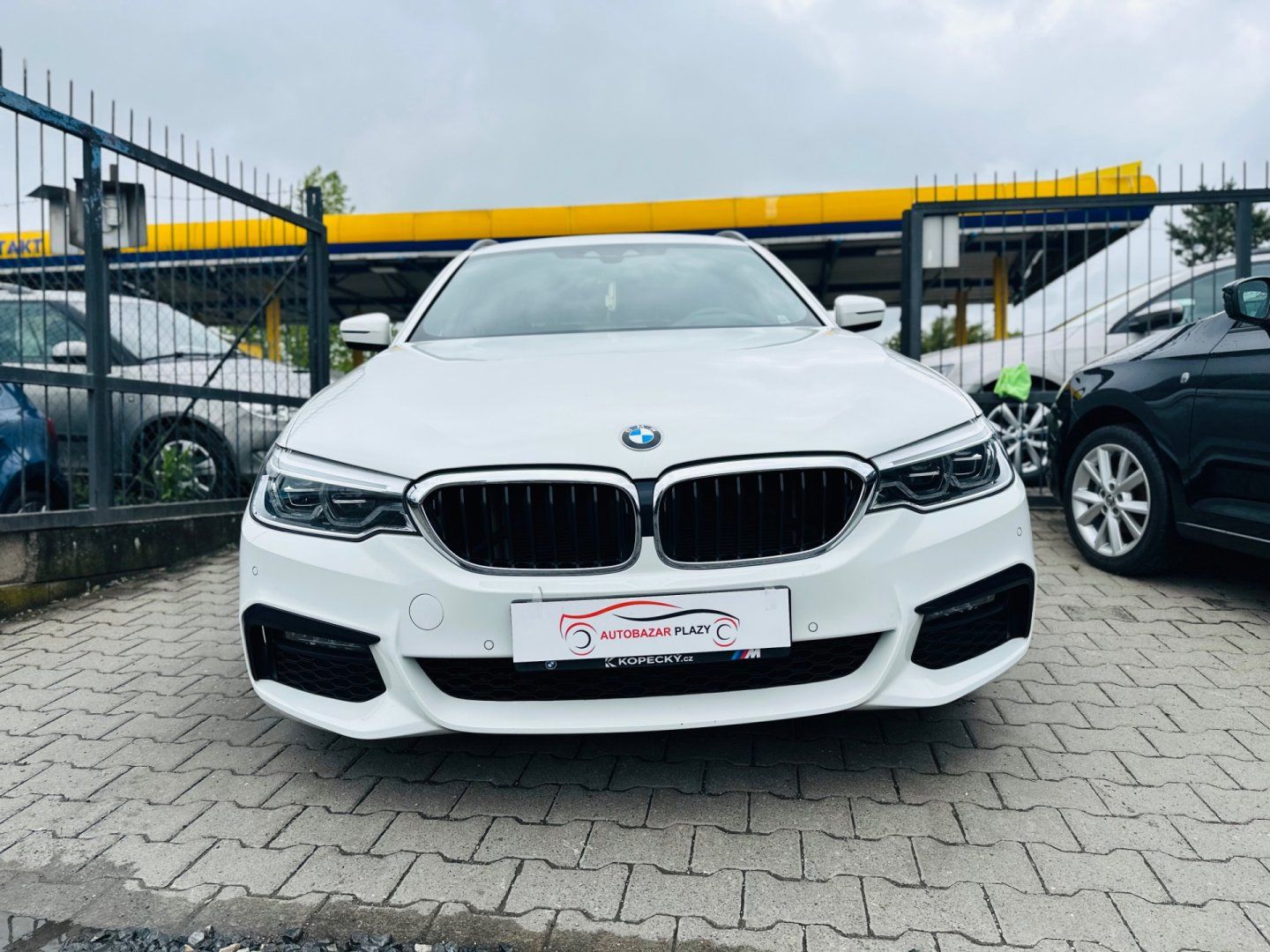 BMW Řada 5, 530xd,195kW PO SERVISU,M-PAKET - fotka 2