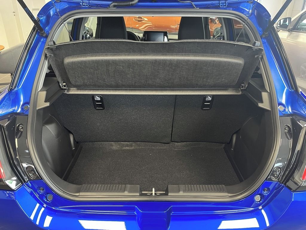 Suzuki Swift, 1,2 PREMIUM HYBRID CVT MY26 - fotka 6