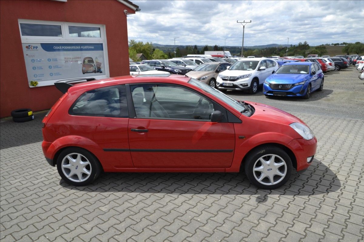 Ford Fiesta, 1,3 i NOVÁ STK TZ  V - fotka 6