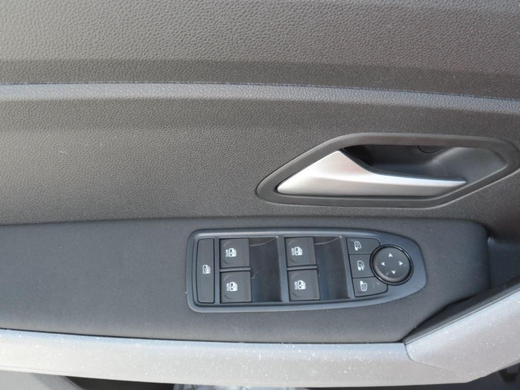 Dacia Duster, Journey hybrid 155 - fotka 4