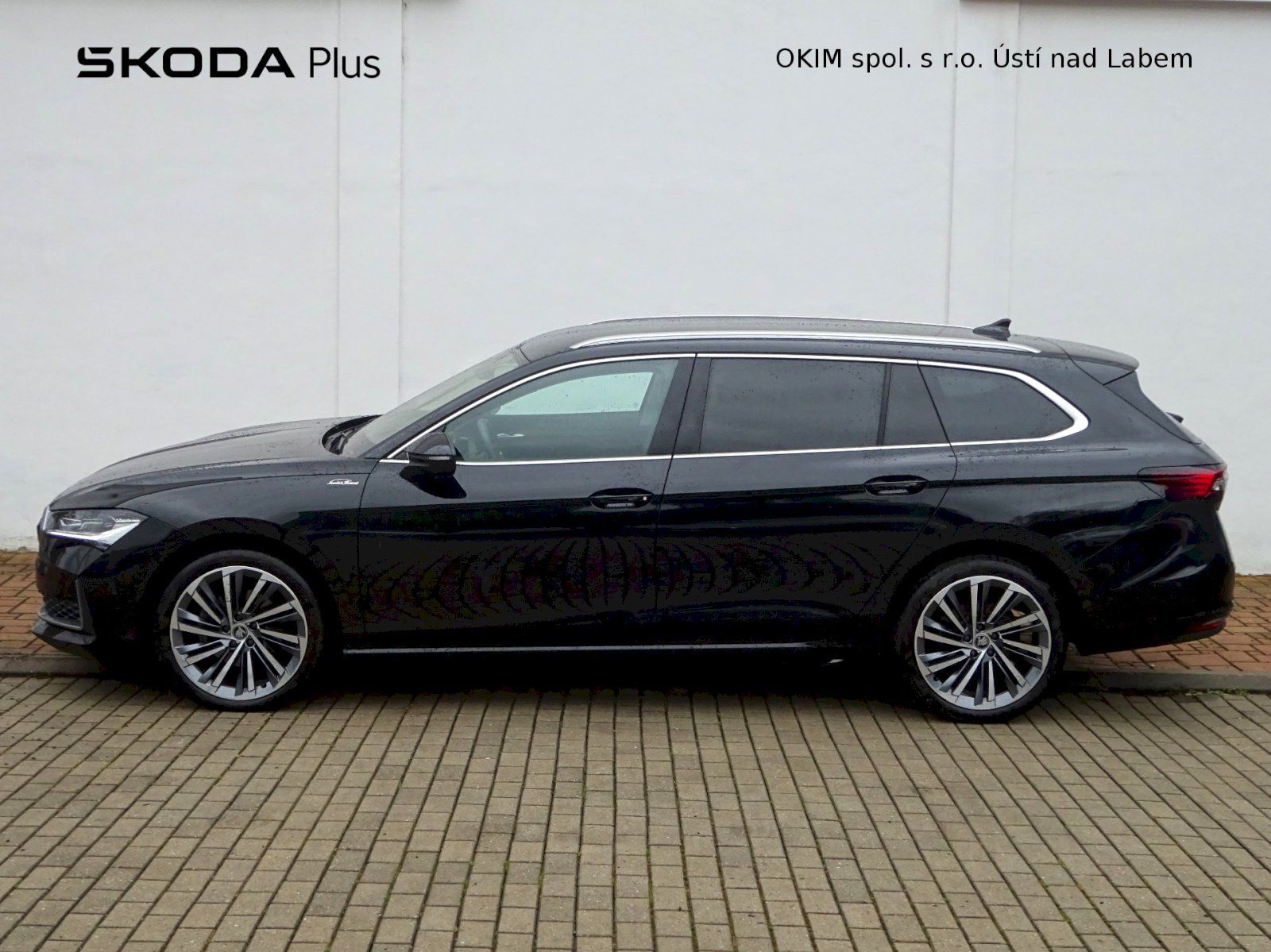 Škoda Superb, 2,0TDi / 110kW DSG L&K - fotka 3