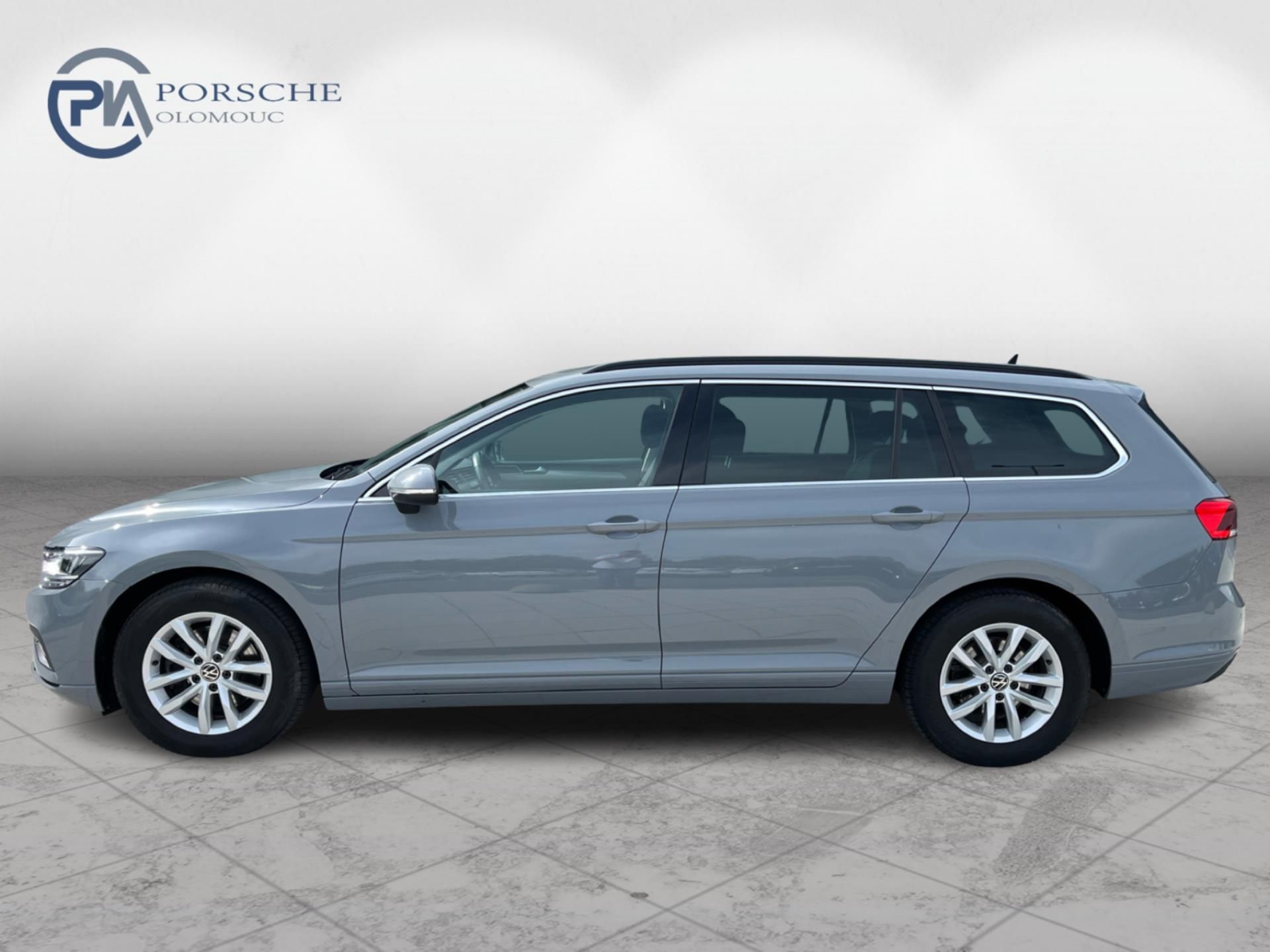 Volkswagen Passat, 2.0TDi DSG 110kW Business Prem - fotka 4