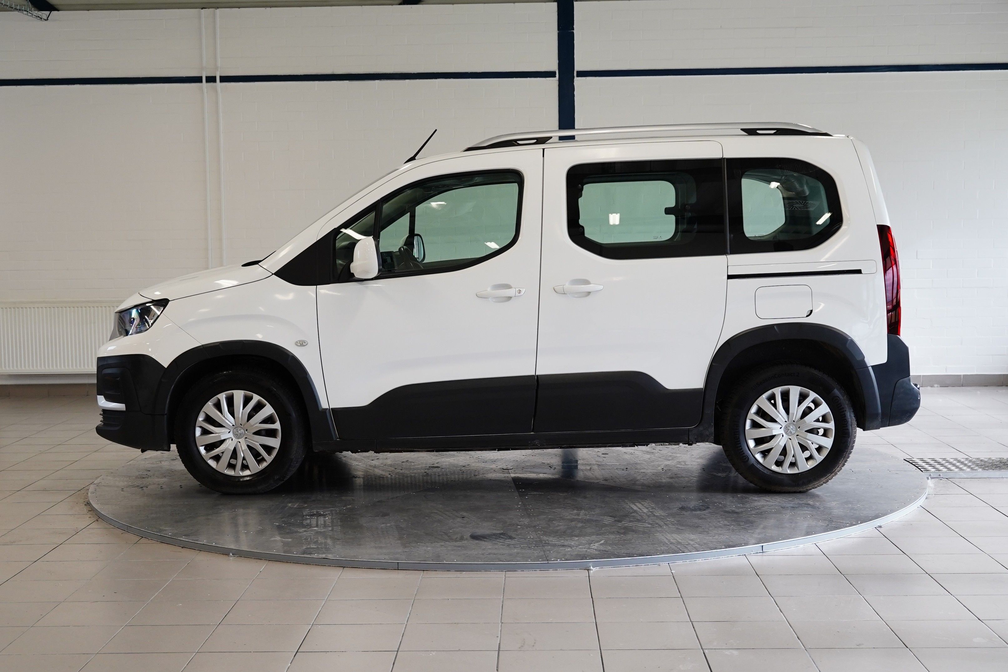 Peugeot Rifter, 1.5 Blue-HDi 96 kW Active L1 - fotka 3