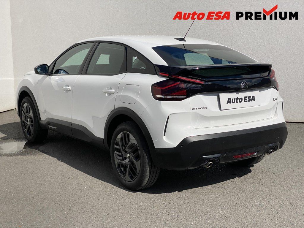 Citroën C4, 1.2 PT,1.maj,ČR,Feel - fotka 6