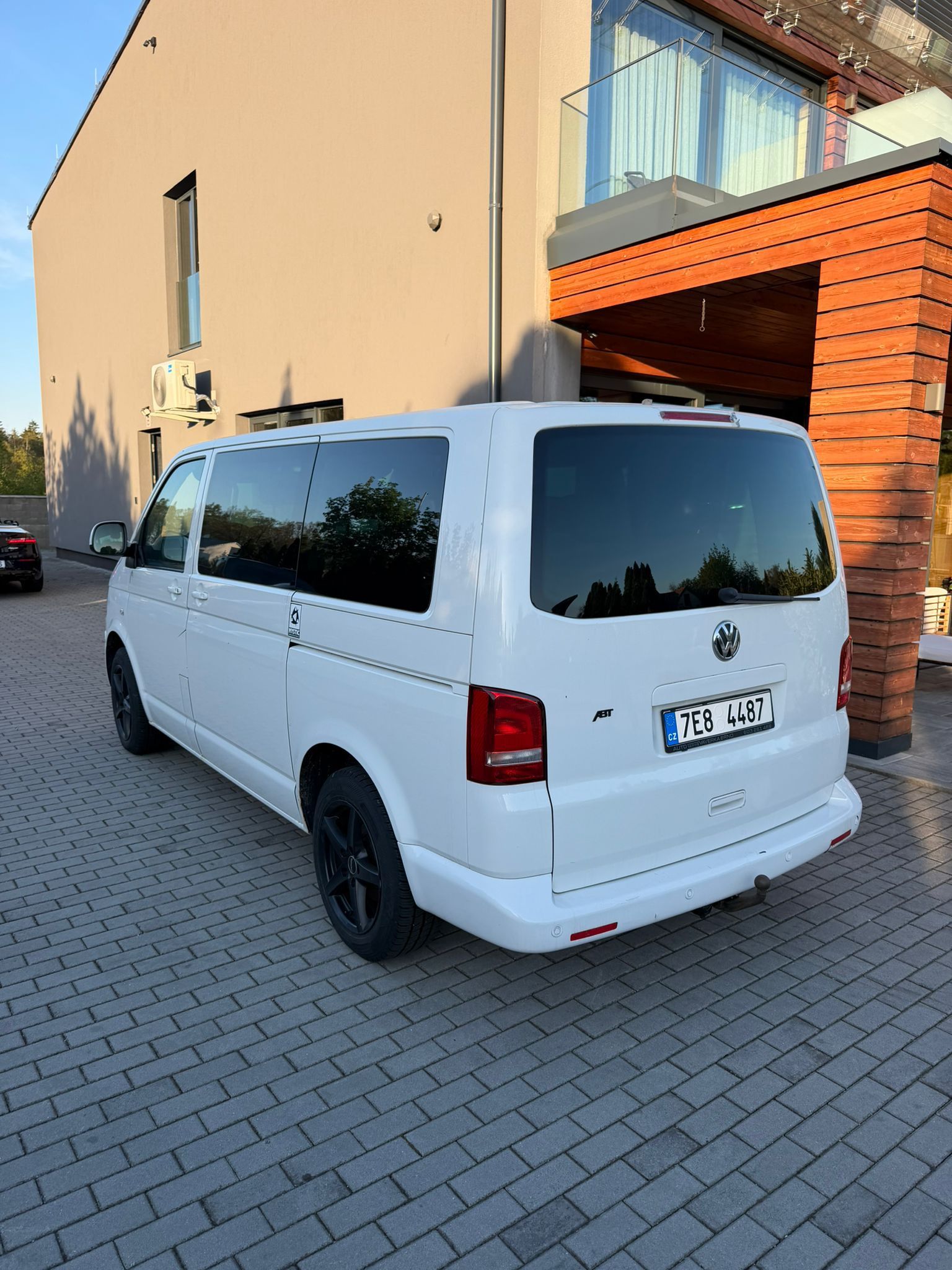 Volkswagen Caravelle, 2.0 4x4 TDI 8–9 míst Automat - fotka 6