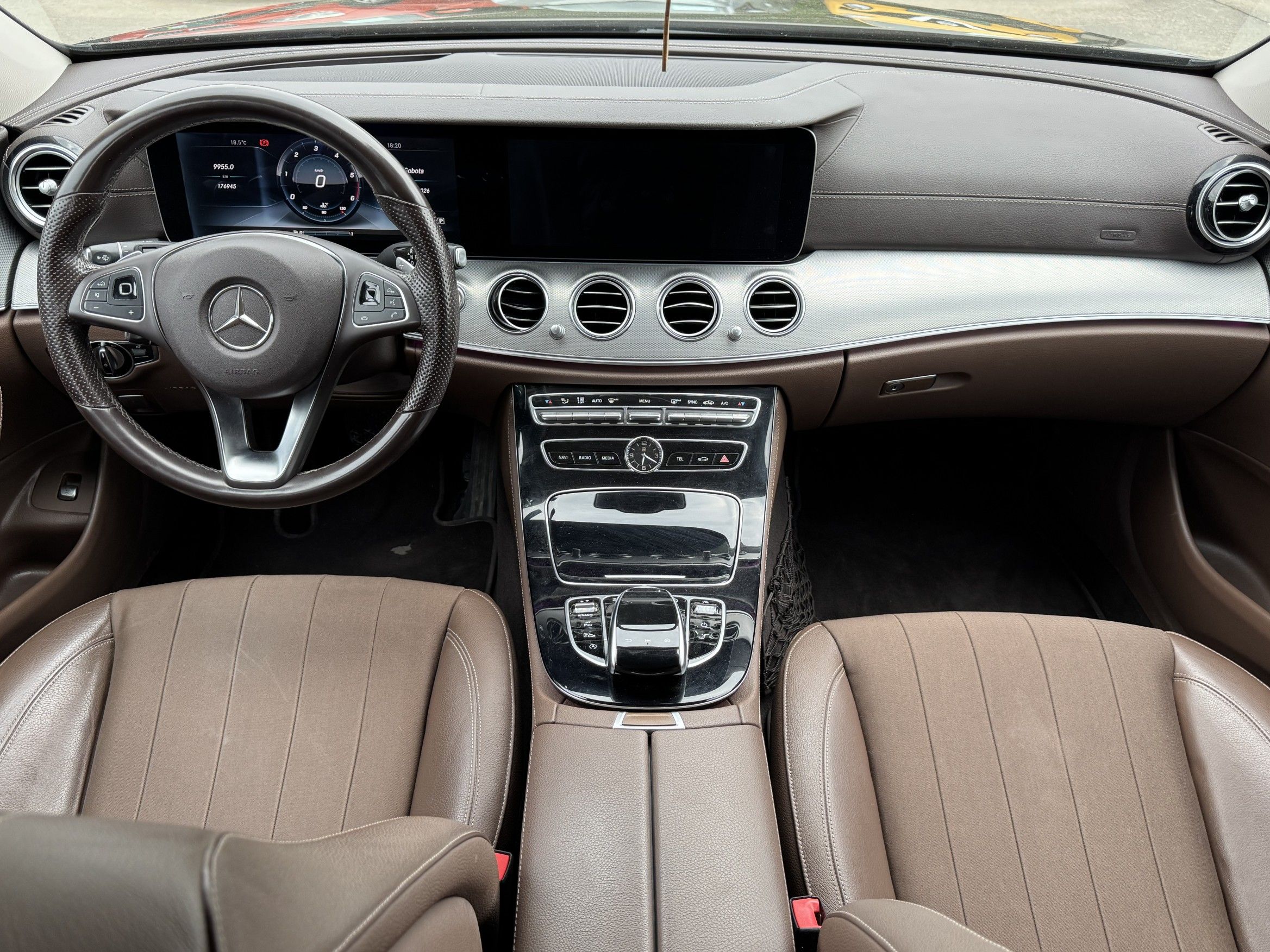 Mercedes-Benz Třídy E, 2.0 CDi 143 kW - fotka 5