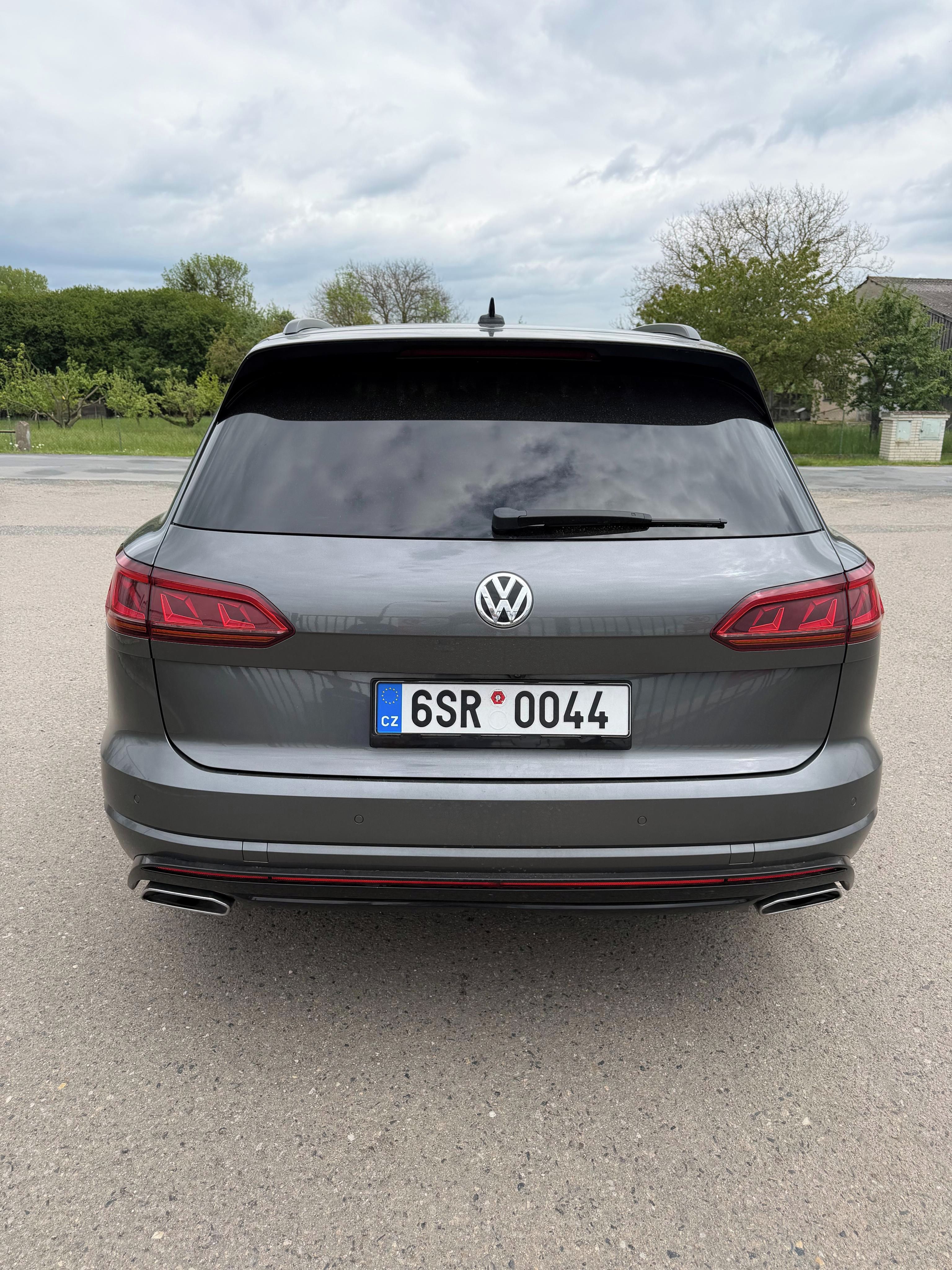 Volkswagen Touareg, VW TOUAREG 3,0 TDI R-LINE - fotka 6