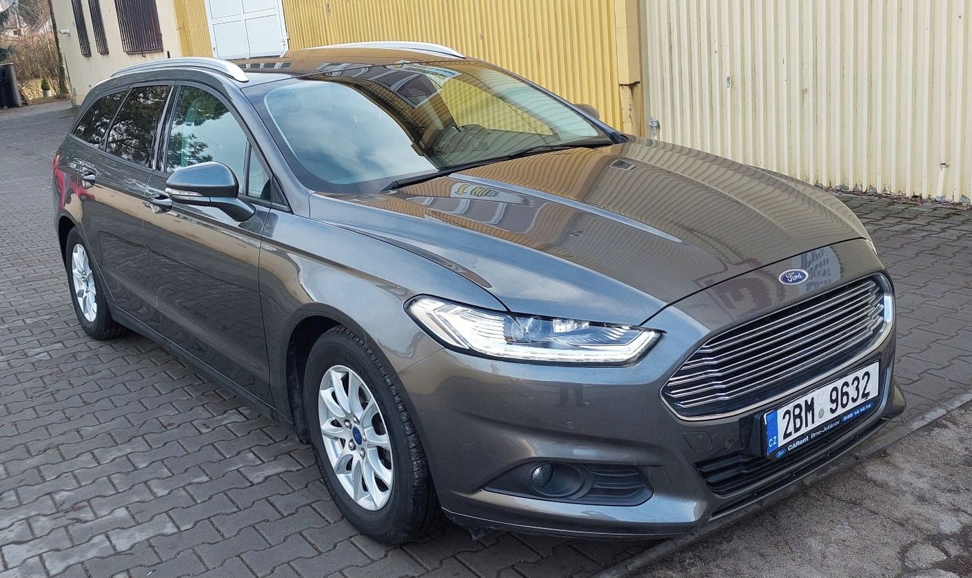 Ford Mondeo - fotka 4