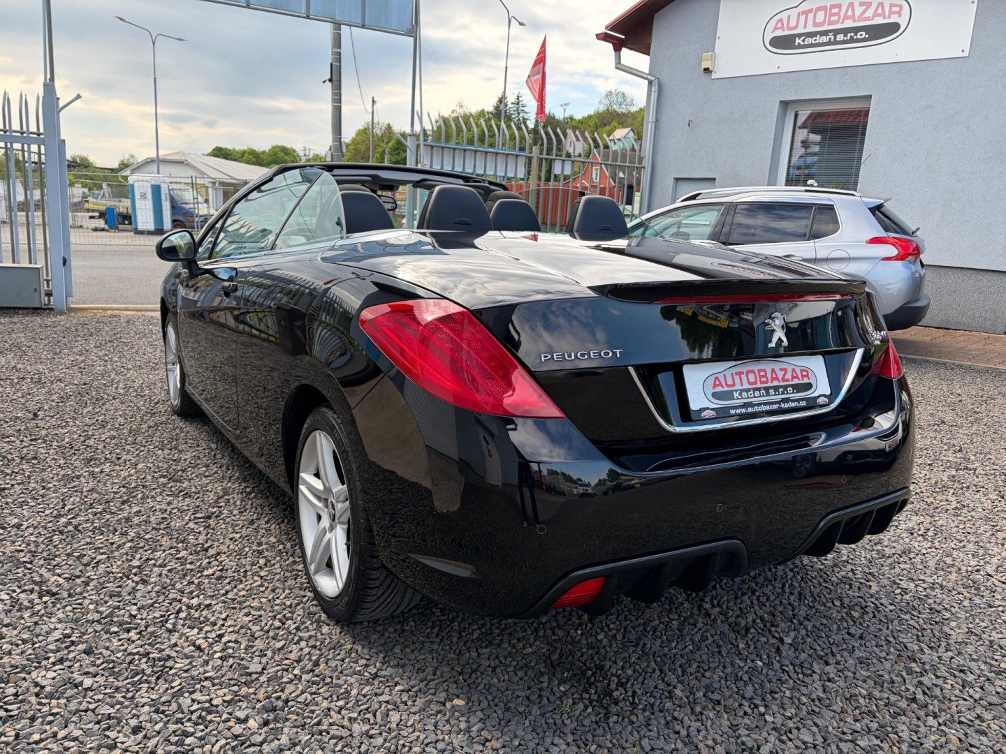 Peugeot 308, CC 1,6 88kW, SERVISKA - fotka 6