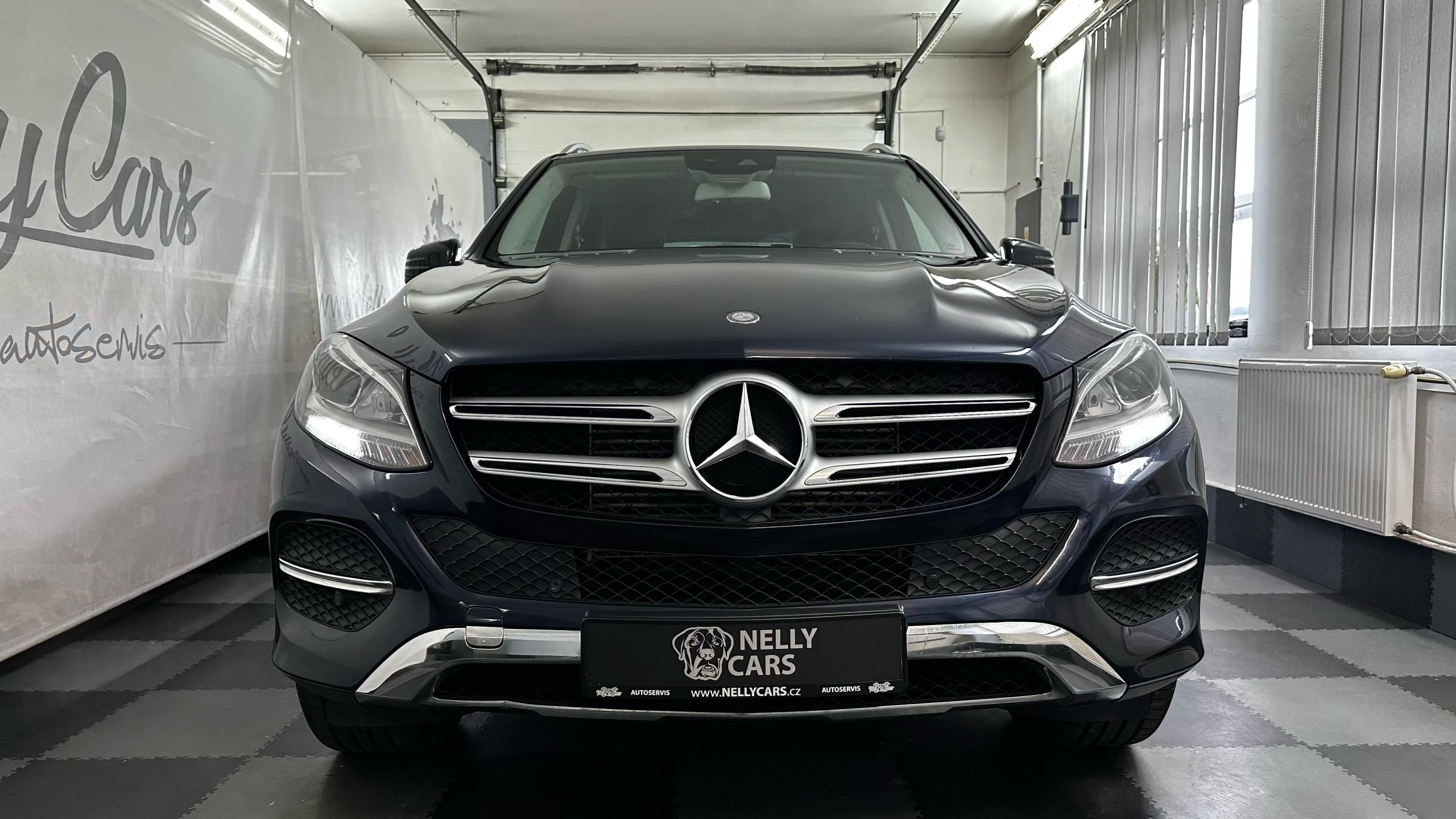 Mercedes-Benz GLE, 250D / 4.MATIC / DVĚ SADY KOL - fotka 2