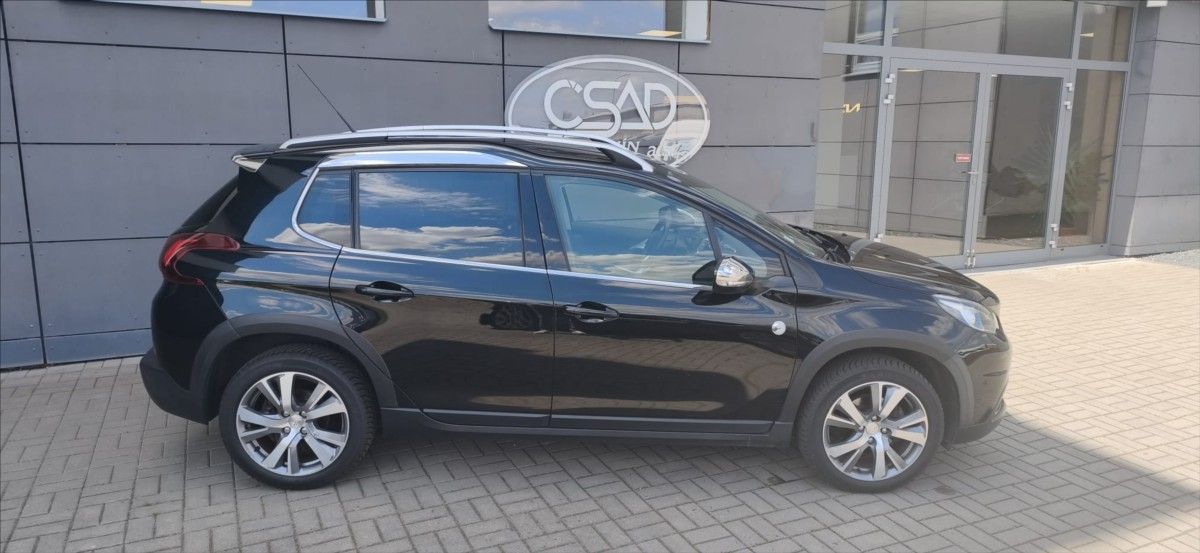 Peugeot 2008, 1,2 PT EAT6 CROSSWAY - fotka 3