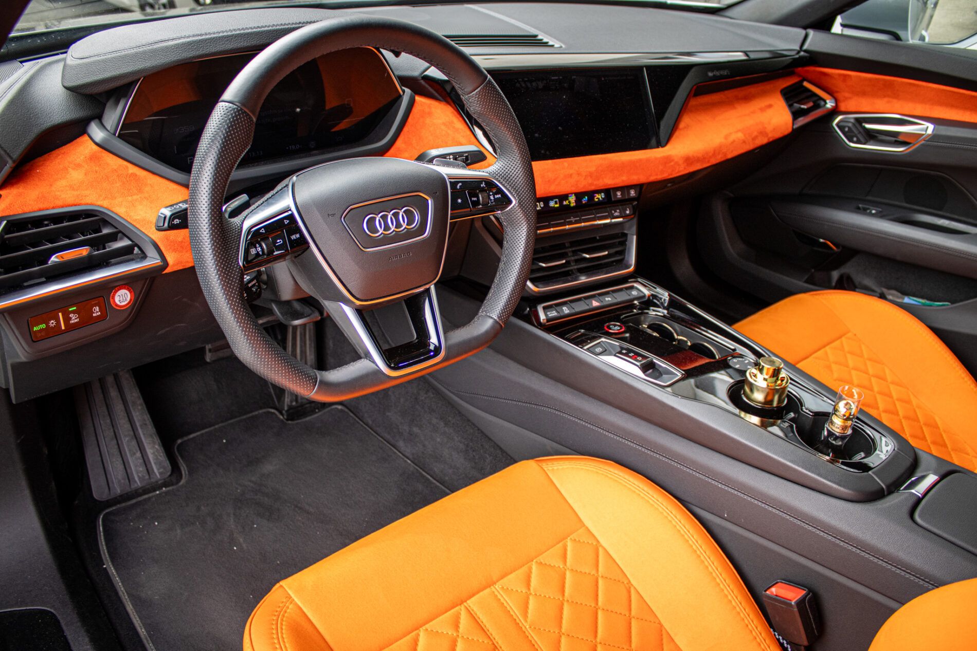 Audi e-tron - fotka 2