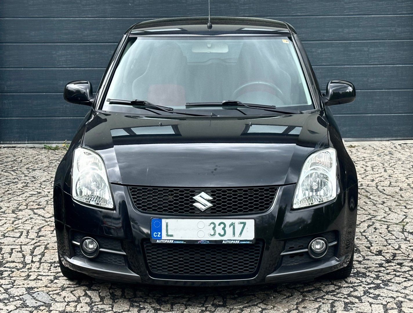 Suzuki Swift, 1.6 Sport - fotka 2