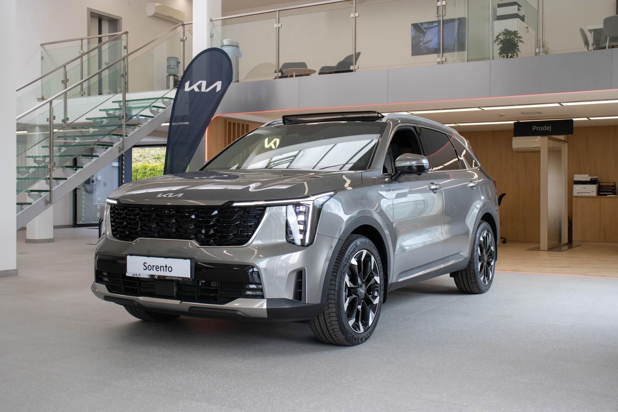 Kia Sorento, 2,2 CRDi 4x4 8DCT TOP