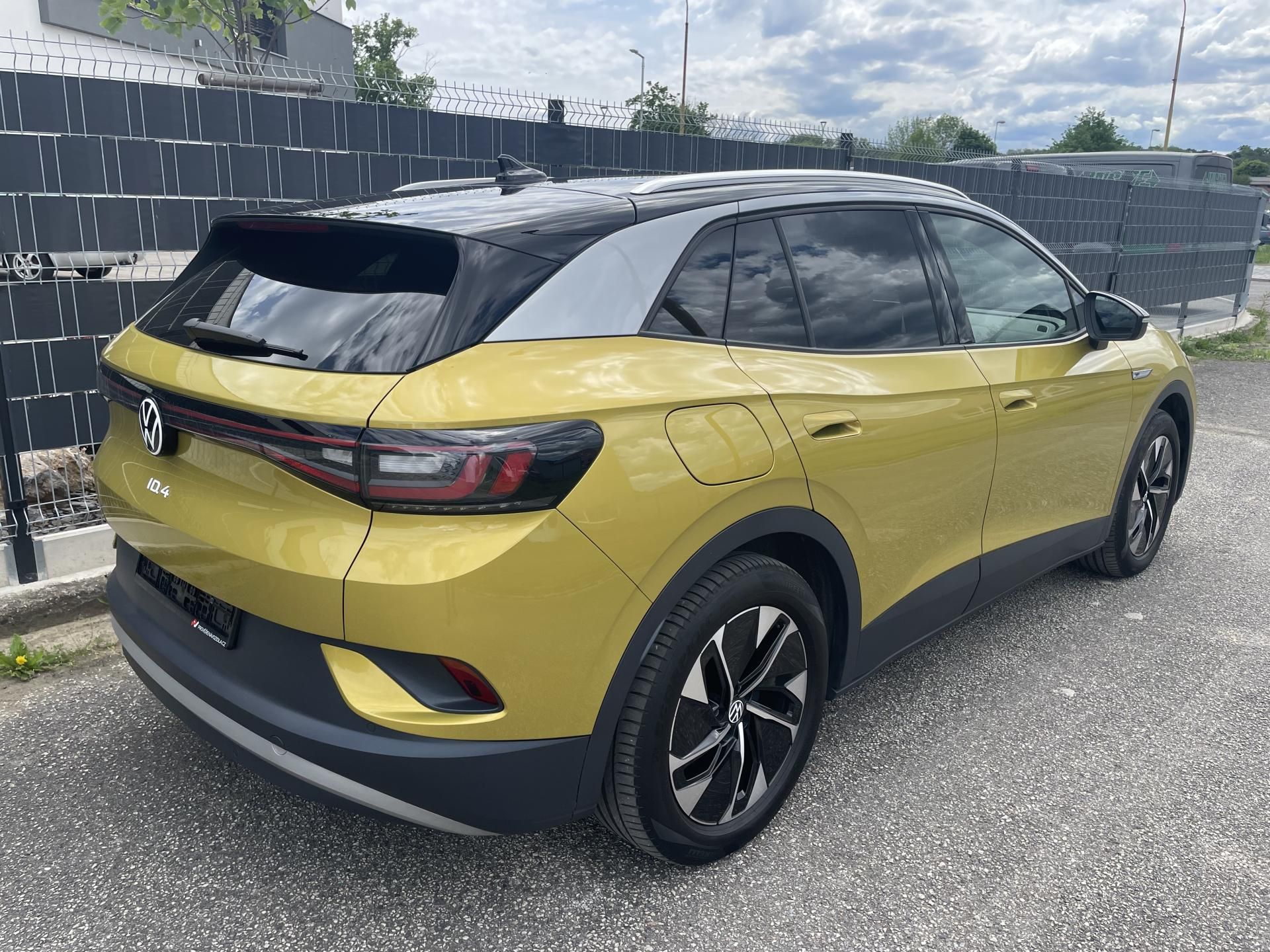 Volkswagen ID.4, 1.ST EDITION 150kW - 77KWh - fotka 4