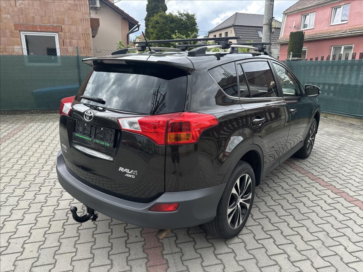 Toyota Rav4, 2,0 4x4 TAŽNÉ - fotka 3