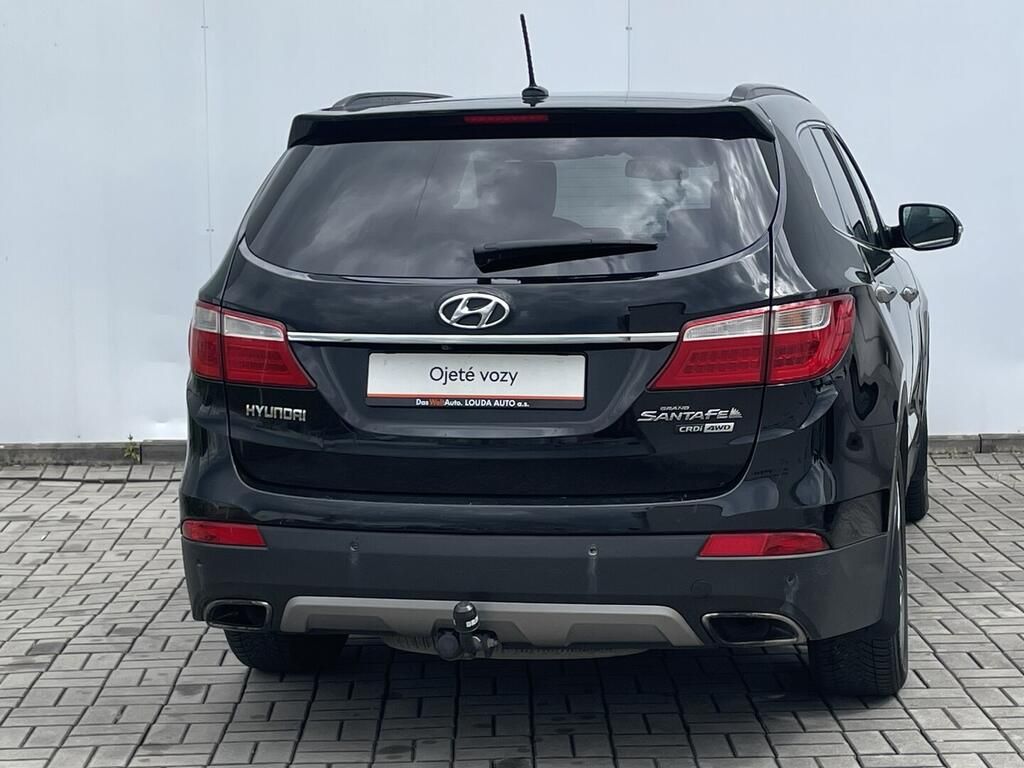 Hyundai Grand Santa Fe, Luxury 2.2 _ kW - fotka 2