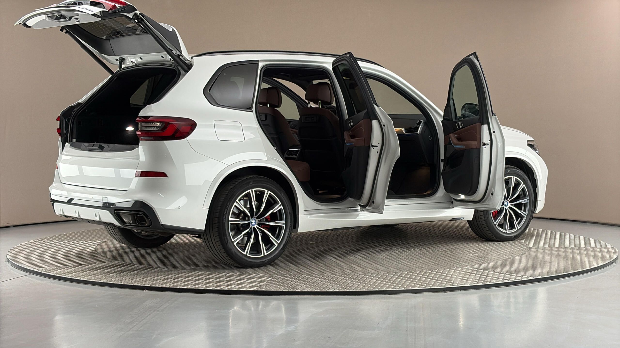 BMW X5, 45e AUT xDrive M-paket - fotka 6