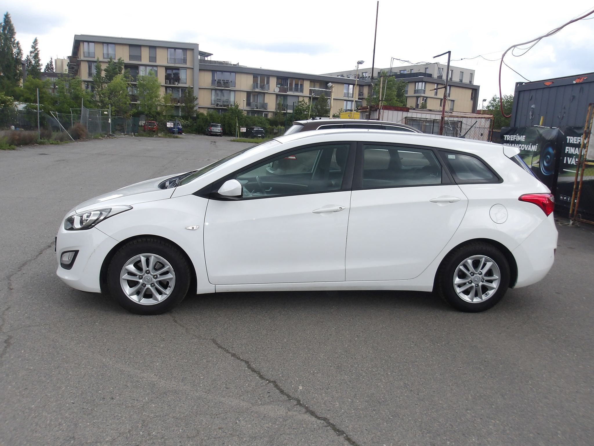 Hyundai i30, 1,6i ČR - fotka 3