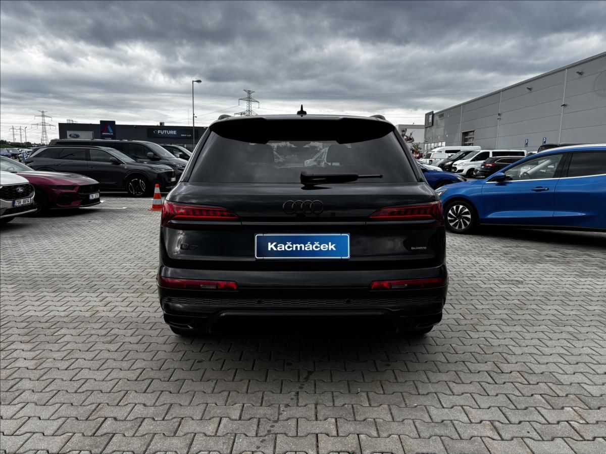 Audi Q7, 3,0 TDI 210kW quattro S-line - fotka 4