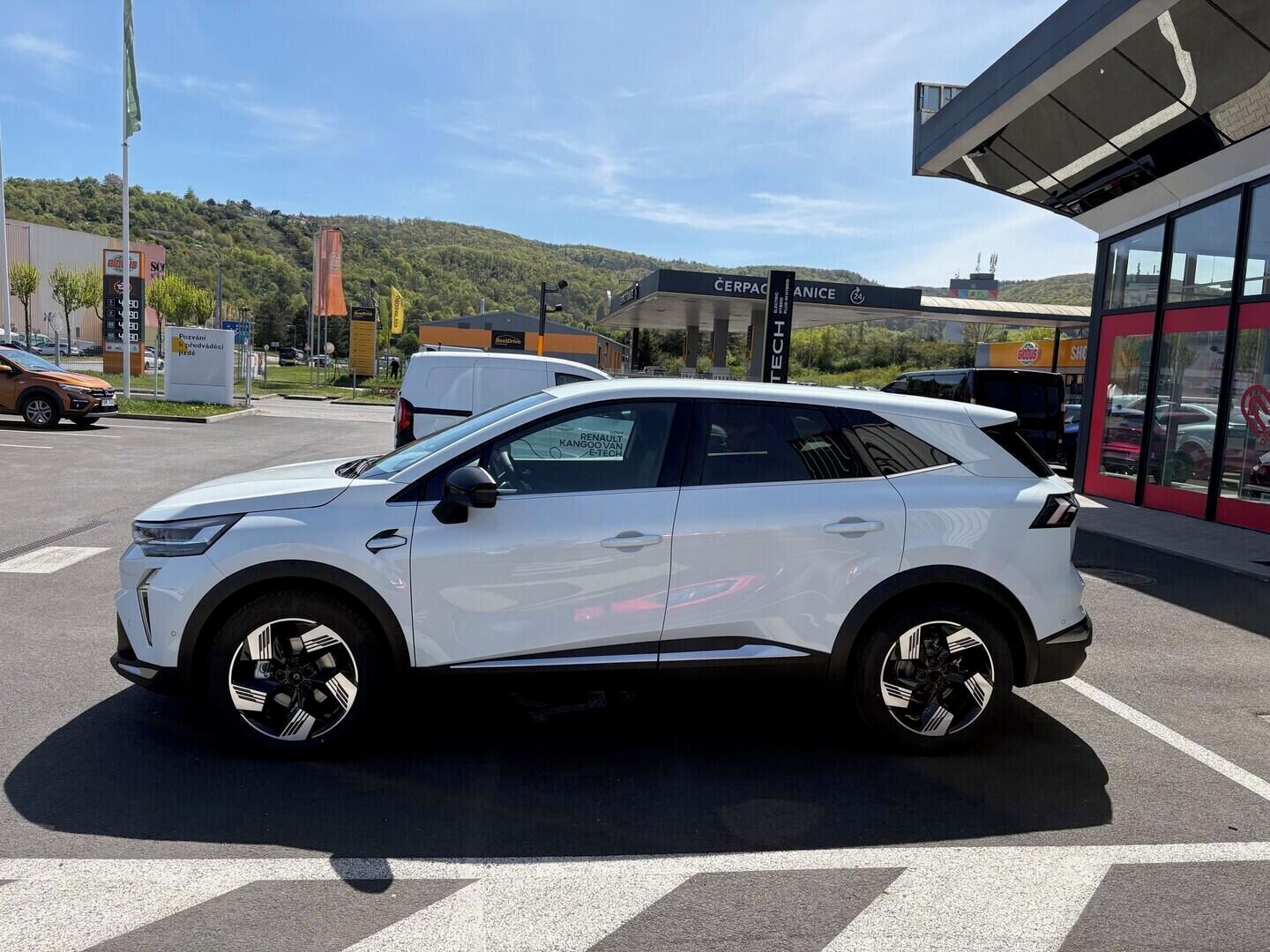 Renault Symbioz, Techno E-Tech 160 1.8 105 kW - fotka 4