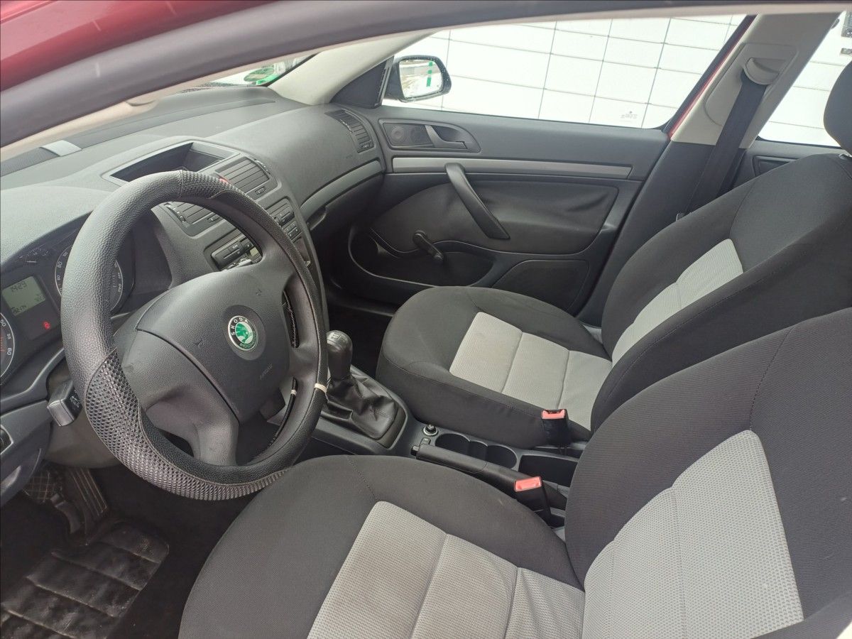 Škoda Octavia, 1,9 kombi TDI DPH - fotka 6