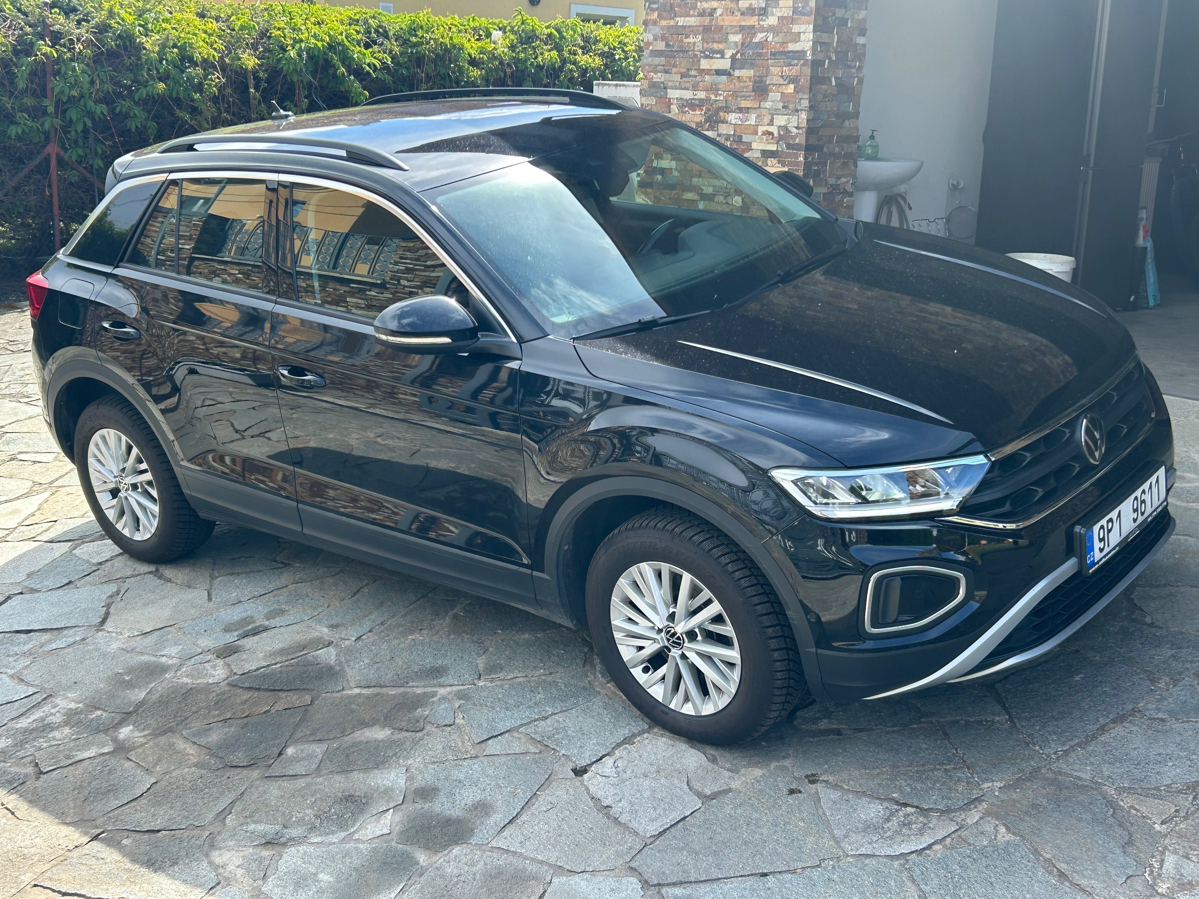 Volkswagen T-Roc, 2.0TDi DSG 110kw MATRIX ACC - fotka 3