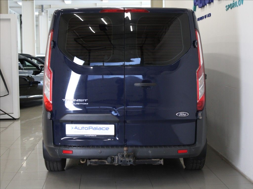 Ford Transit Custom, 2,0 TDCI L1 Tažné Klima 2.maj. - fotka 3