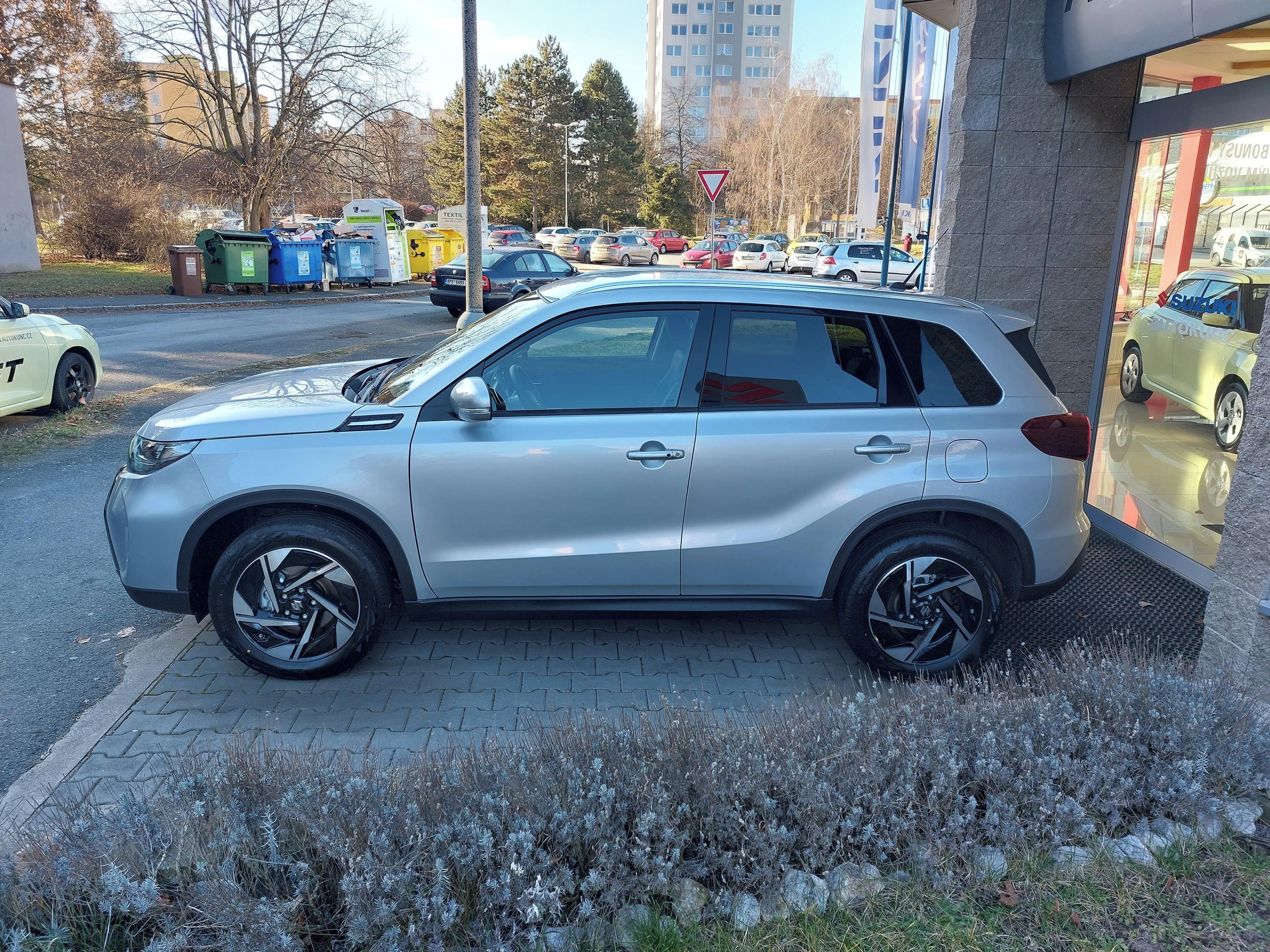Suzuki Vitara, 1.4 Elegance AllGrip Hybrid - fotka 4