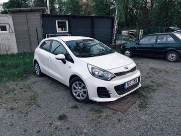 Prodám Kia Rio na opravu