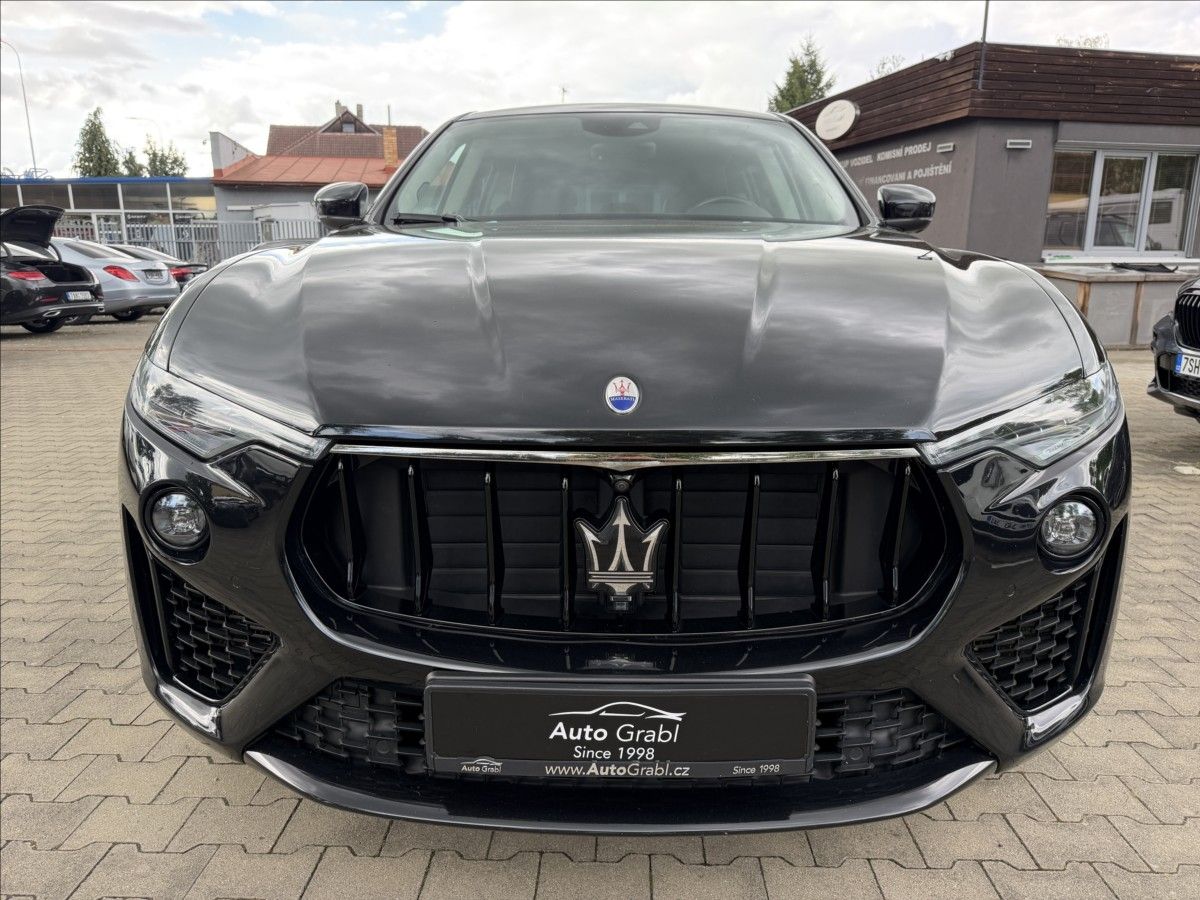 Maserati Levante, 3.0V6 SQ4 - fotka 2