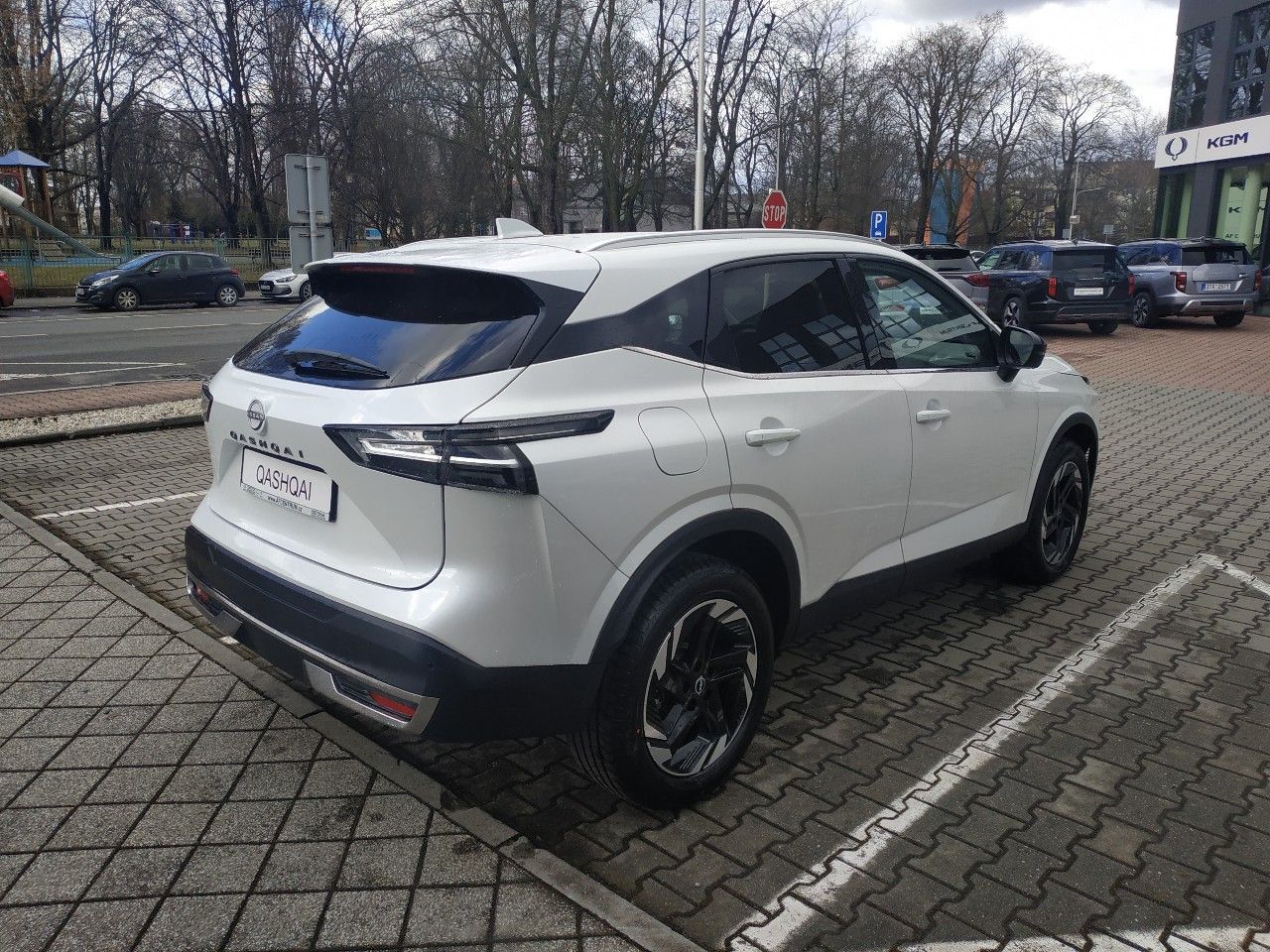 Nissan Qashqai, 1.3T mHEV AT,2WD, SKLADEM - fotka 5