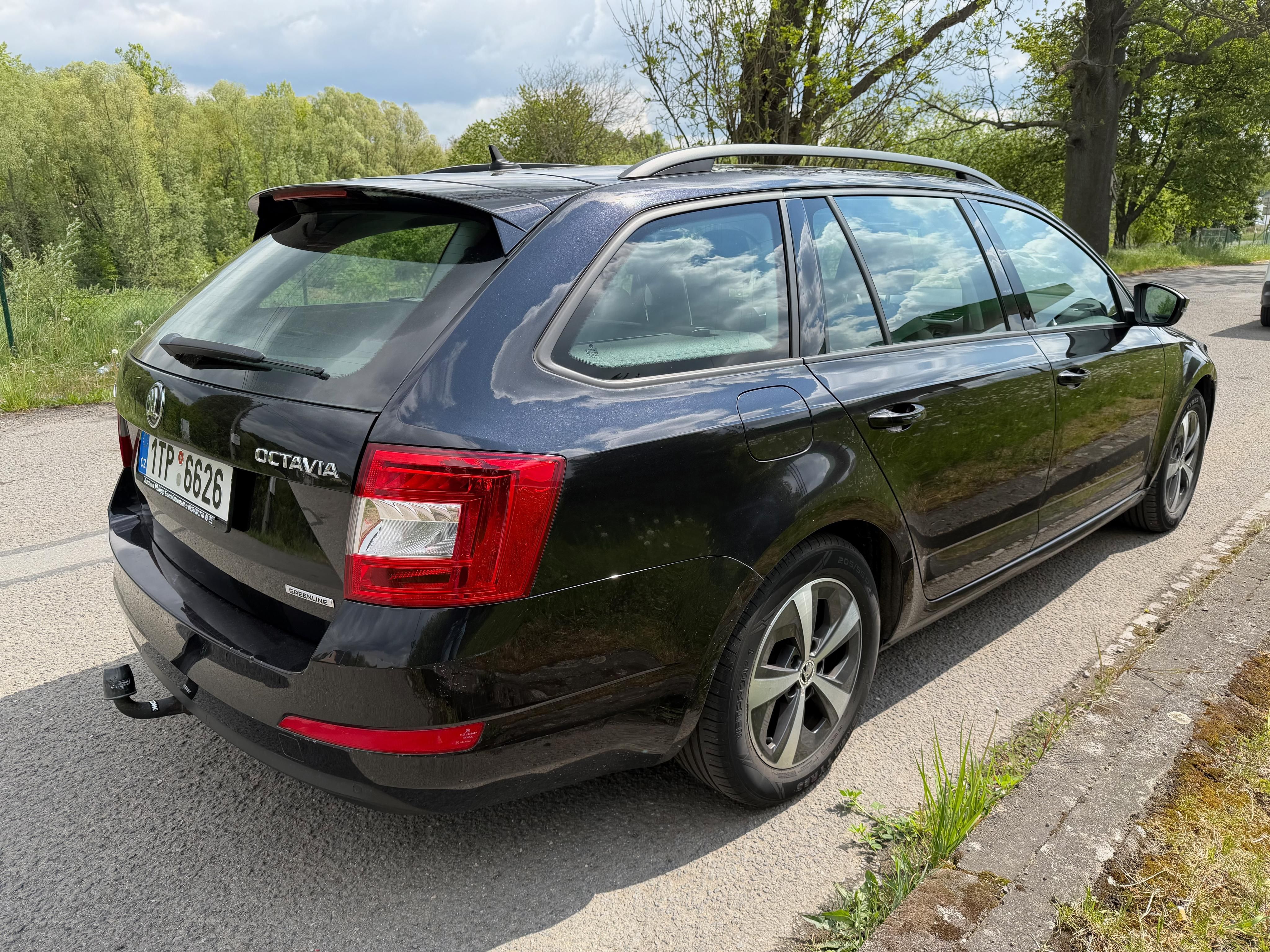 Škoda Octavia, 1.6TDi-81kw,tažné,prav.servis - fotka 4