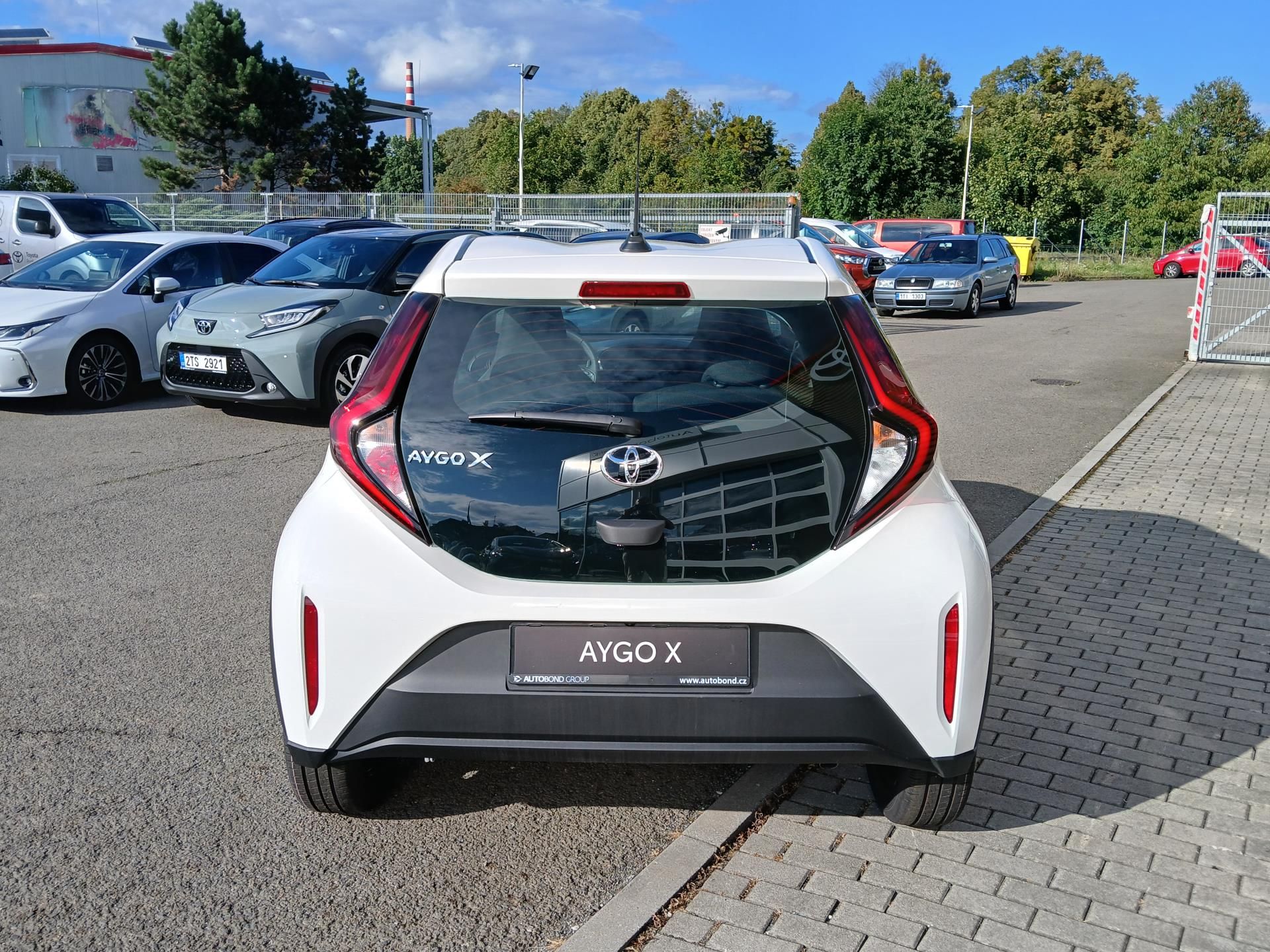 Toyota Aygo, 1,0 53kW CVT Comfort - fotka 6