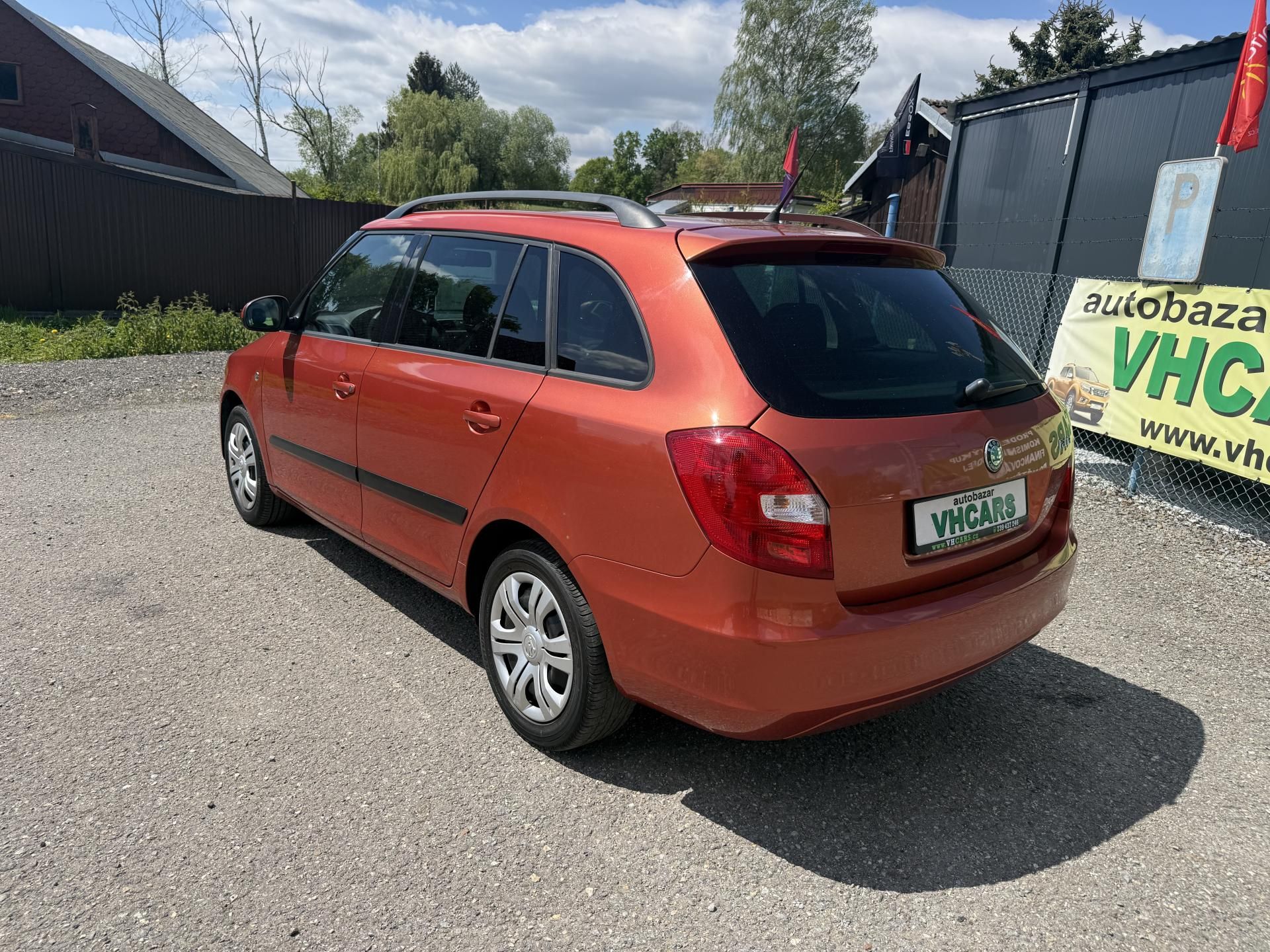 Škoda Fabia, 1,2 51 kW Klimatizace - fotka 5