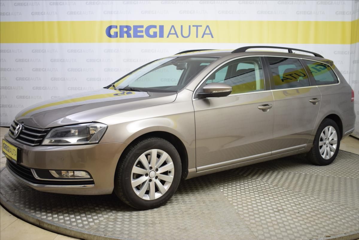 Volkswagen Passat, 1,4 TSi PO SERVISU,TOP STAV - fotka 3