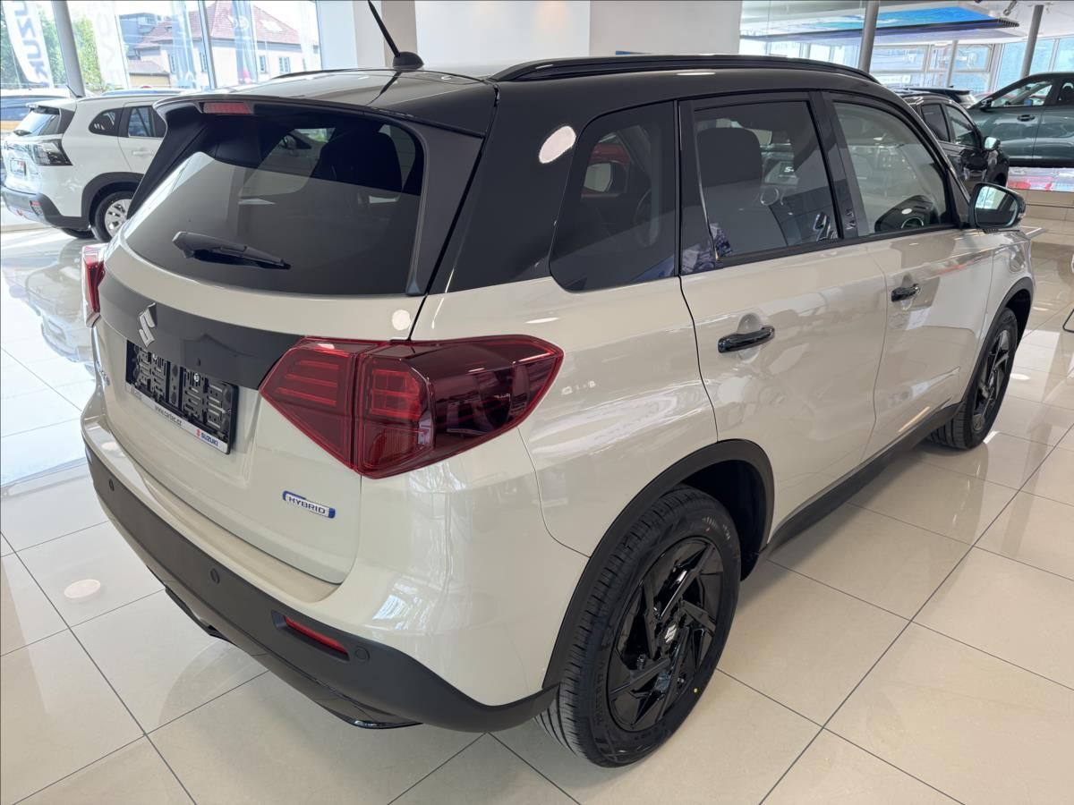Suzuki Vitara, 1,4 Elegance Allgrip Black ed. - fotka 3
