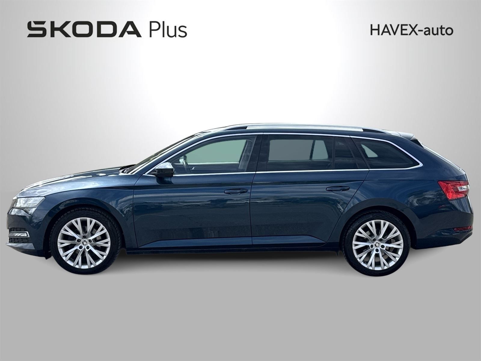 Škoda Superb, Combi 2.0 TDI DSG Style - fotka 3