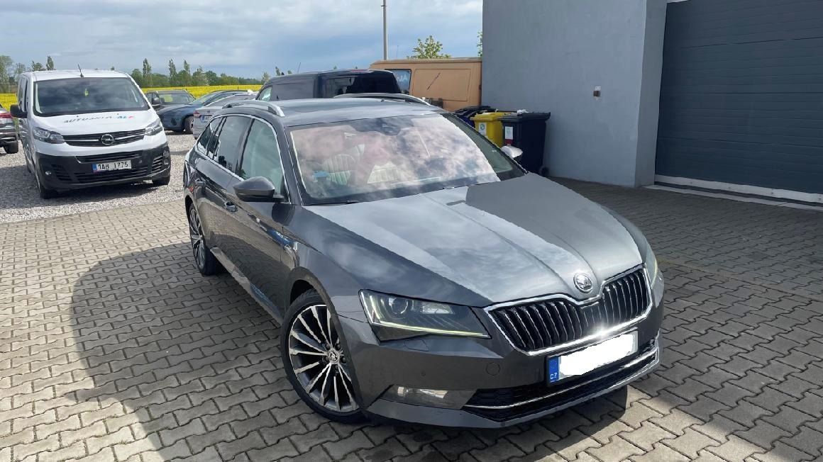 Škoda Superb, 2.0 TDI 140 KW 4X4 DSG L&K - fotka 2