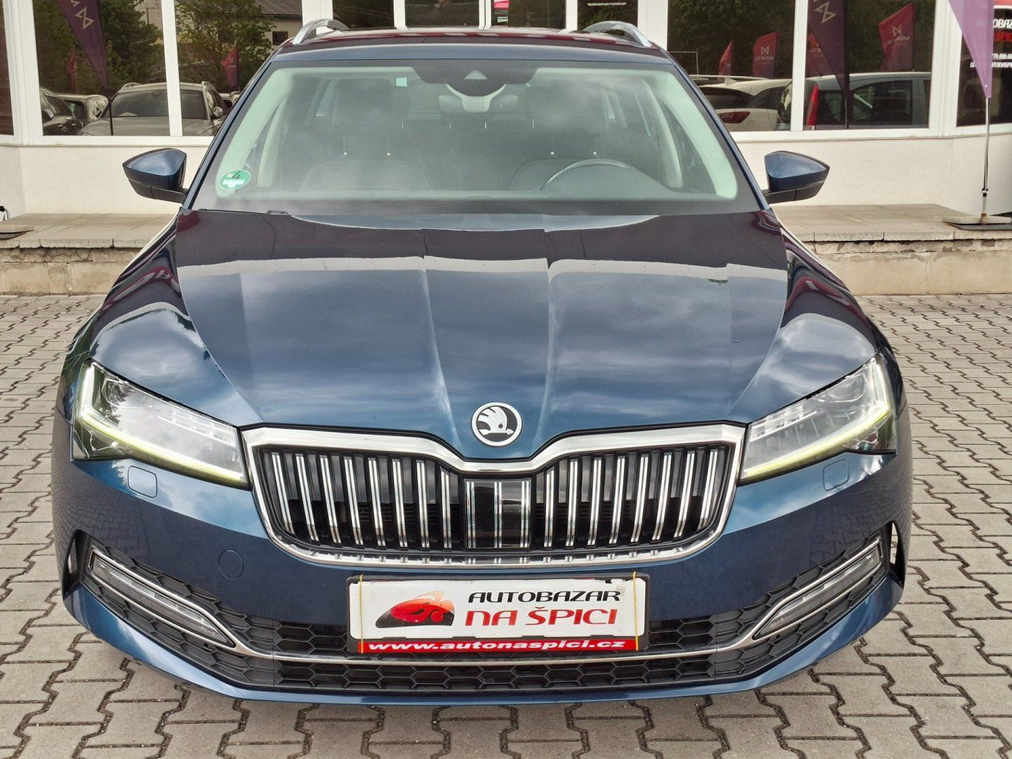 Škoda Superb, 2.0TDI 110kW DSG -WEBASTO-DCC - fotka 3