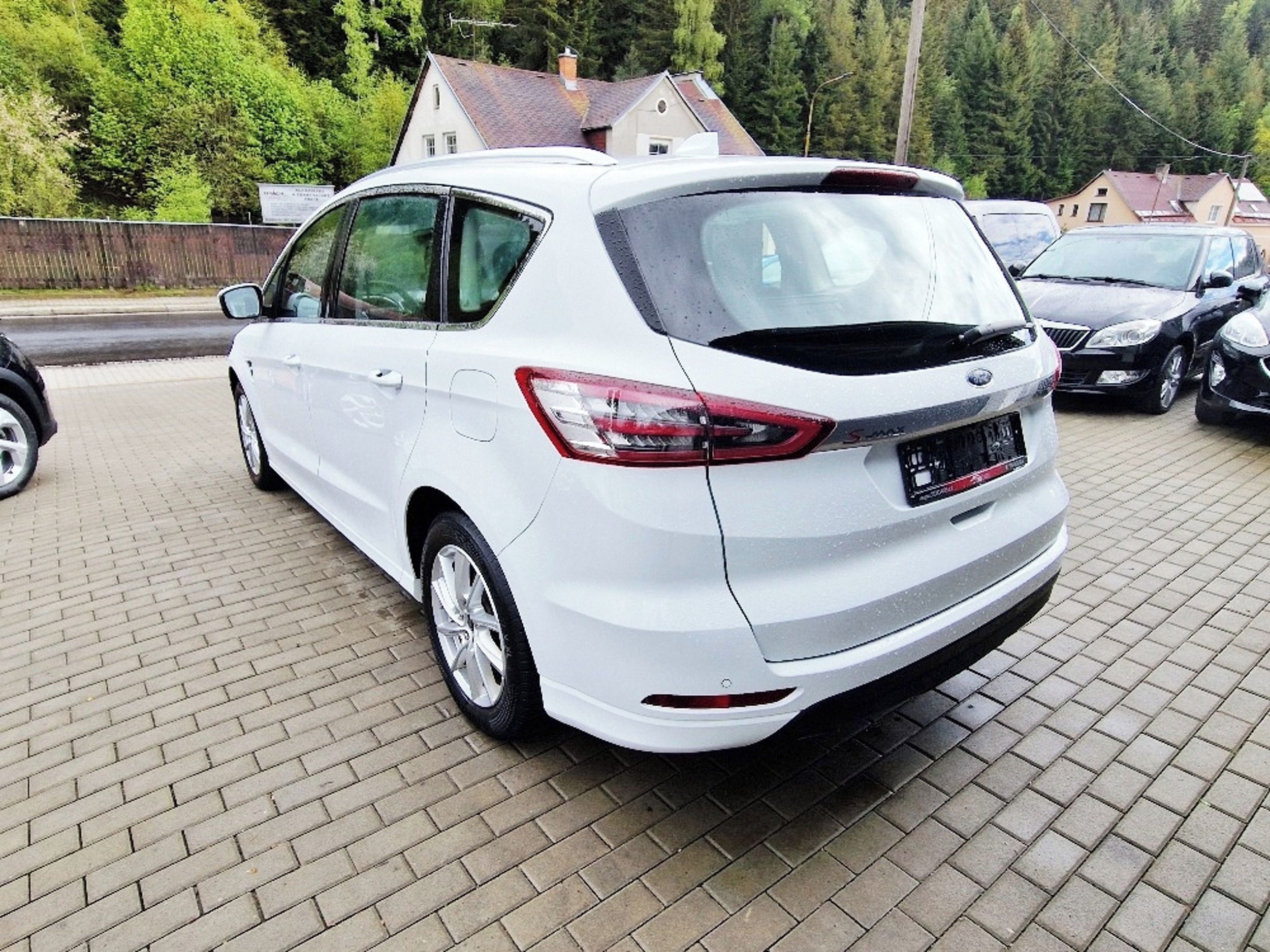 Ford S-MAX, 2.0 TDCi (110 kW), TITANIUM - fotka 3