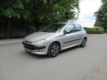 1,4 i 65 Kw, Klima, NEPRAVIDEL