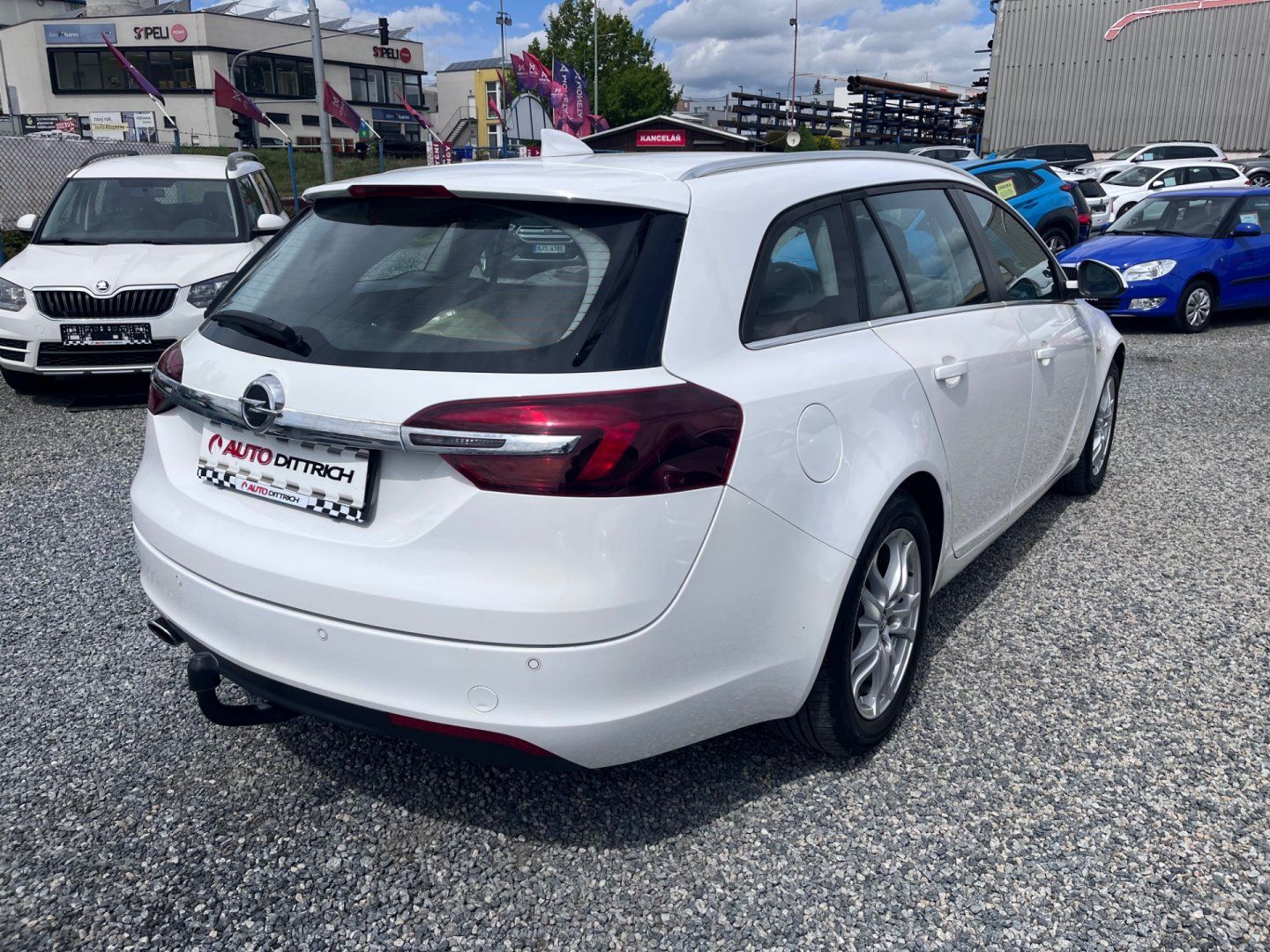 Opel Insignia, 2.0 CDTi SPORTS TOURER - fotka 5
