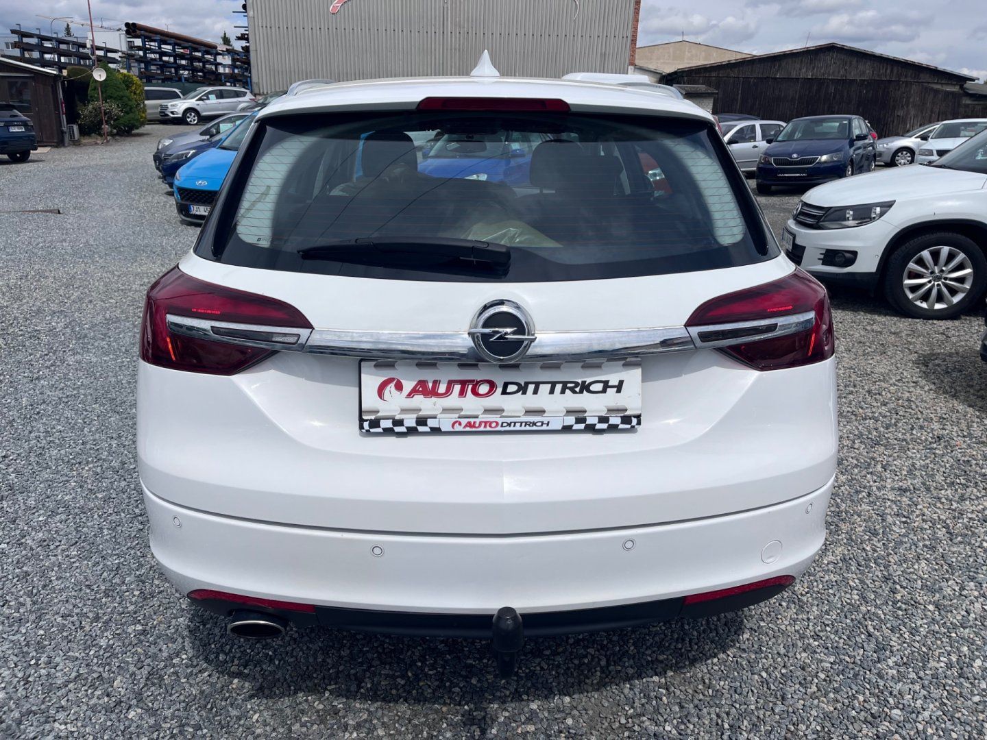Opel Insignia, 2.0 CDTi SPORTS TOURER - fotka 6