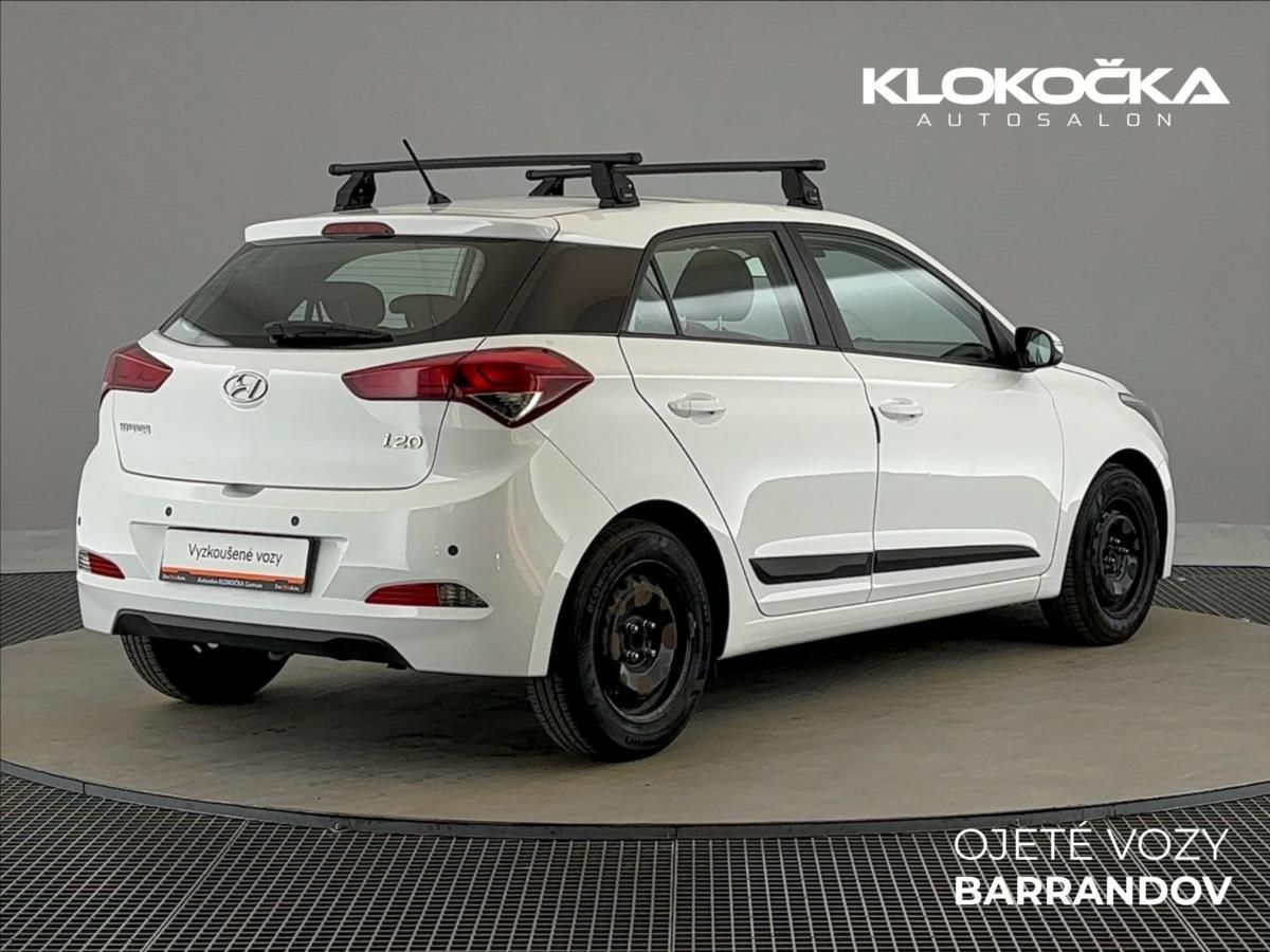 Hyundai i20, 1,3 i  Family Club - fotka 2