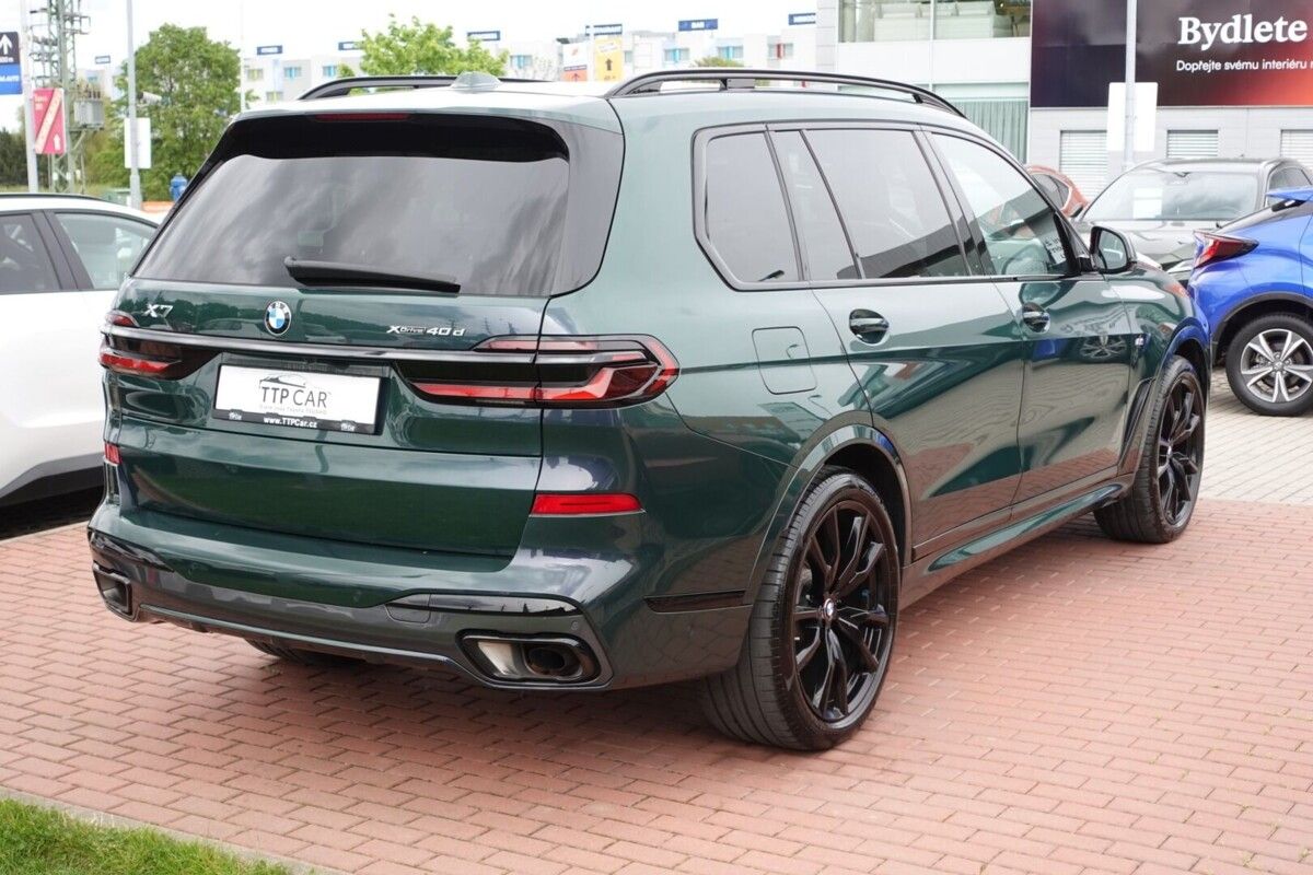 BMW X7, xDrive 40d Mpaket Individual - fotka 4