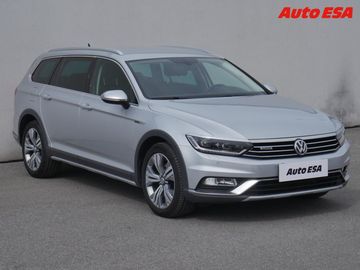2.0TDi,DSG,navi,LED