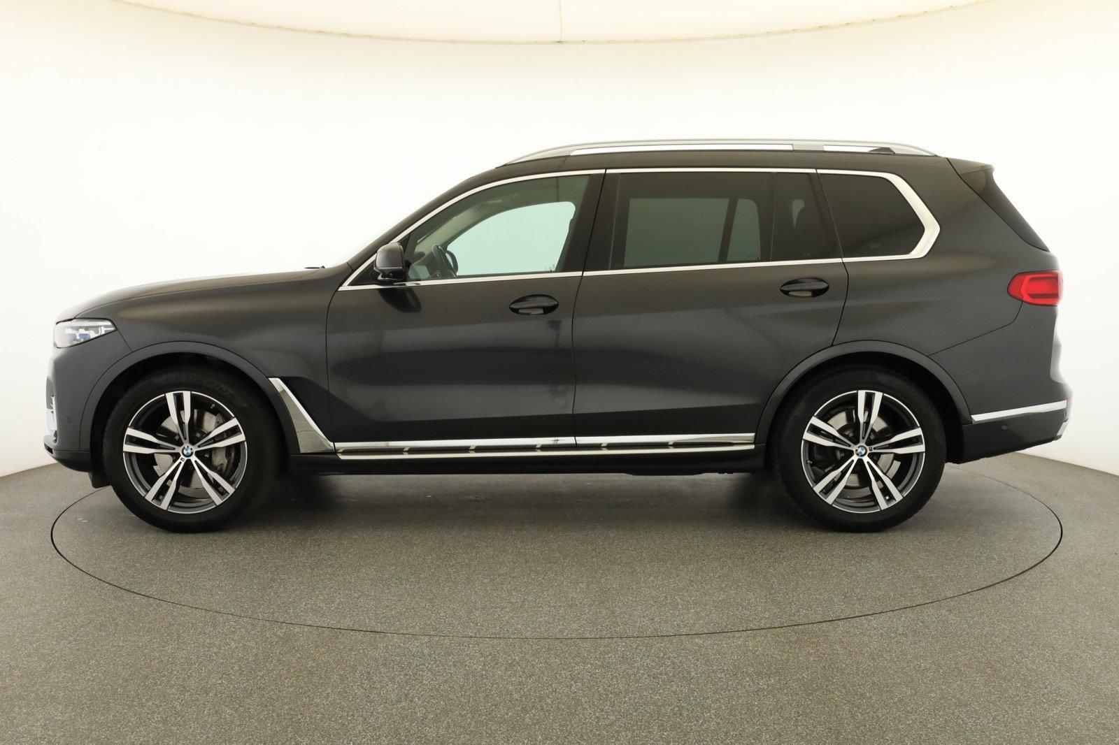 BMW X7, xDrive40i - fotka 3